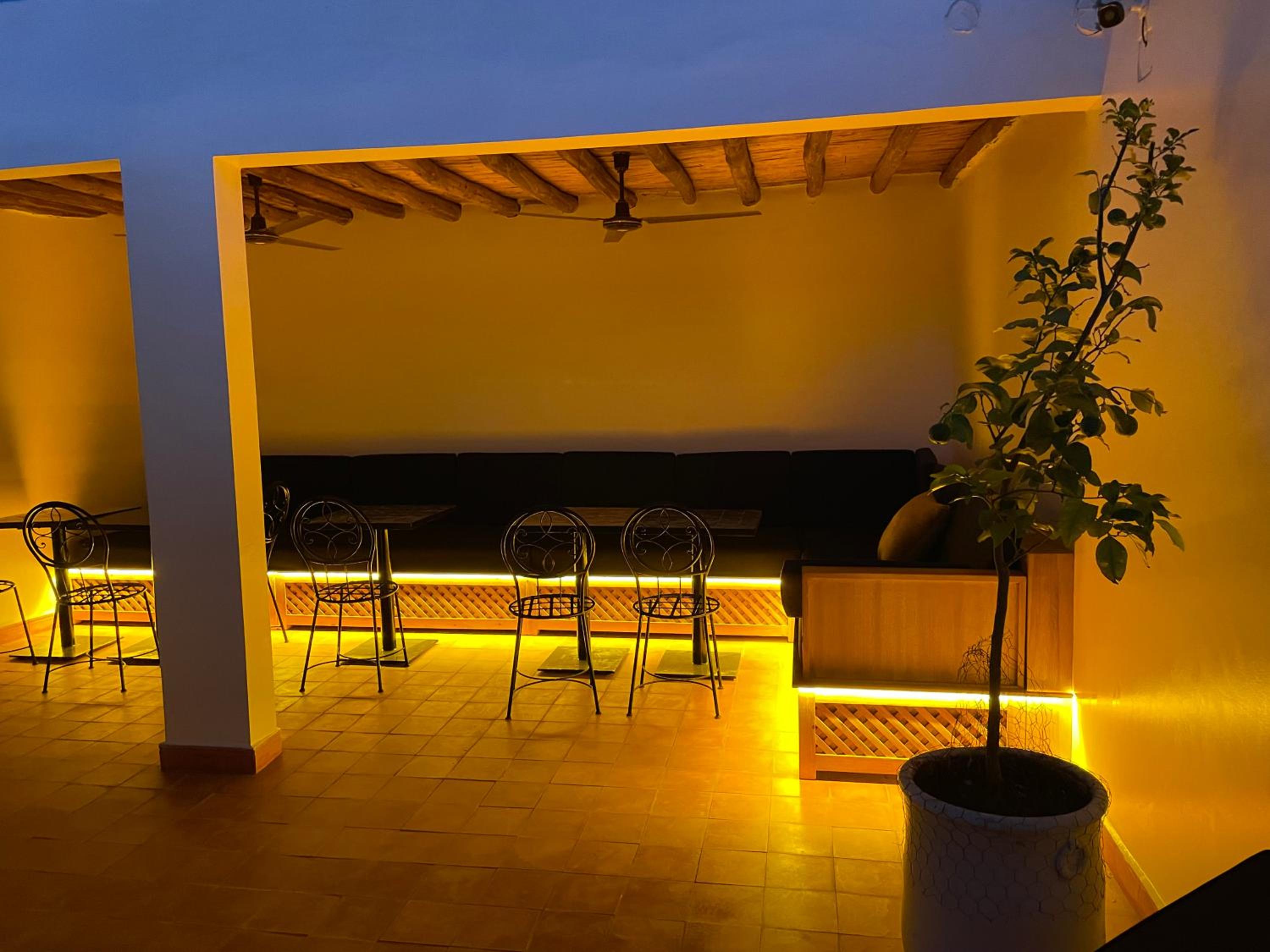 lounge