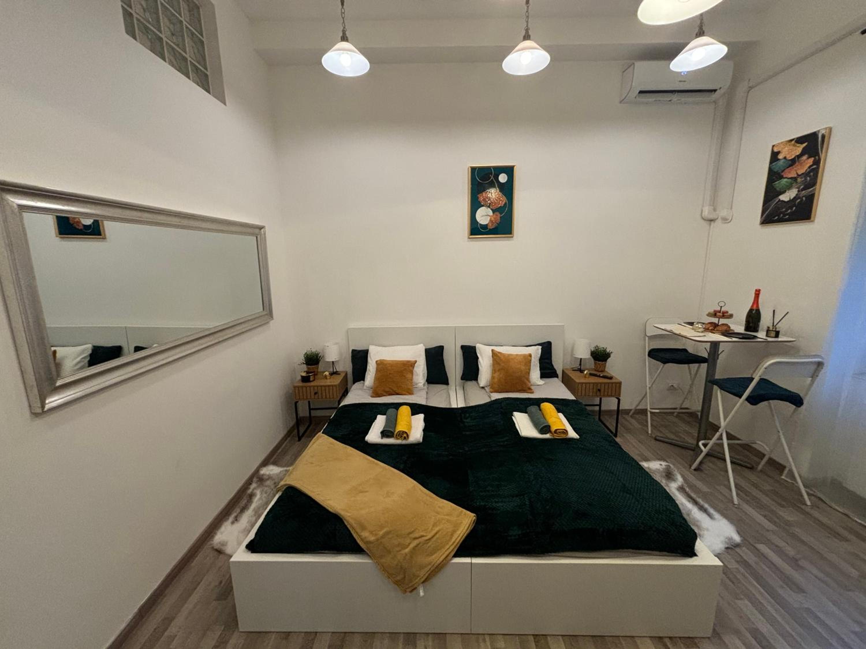 Golden Sun Apartment at Buda Castle view 3