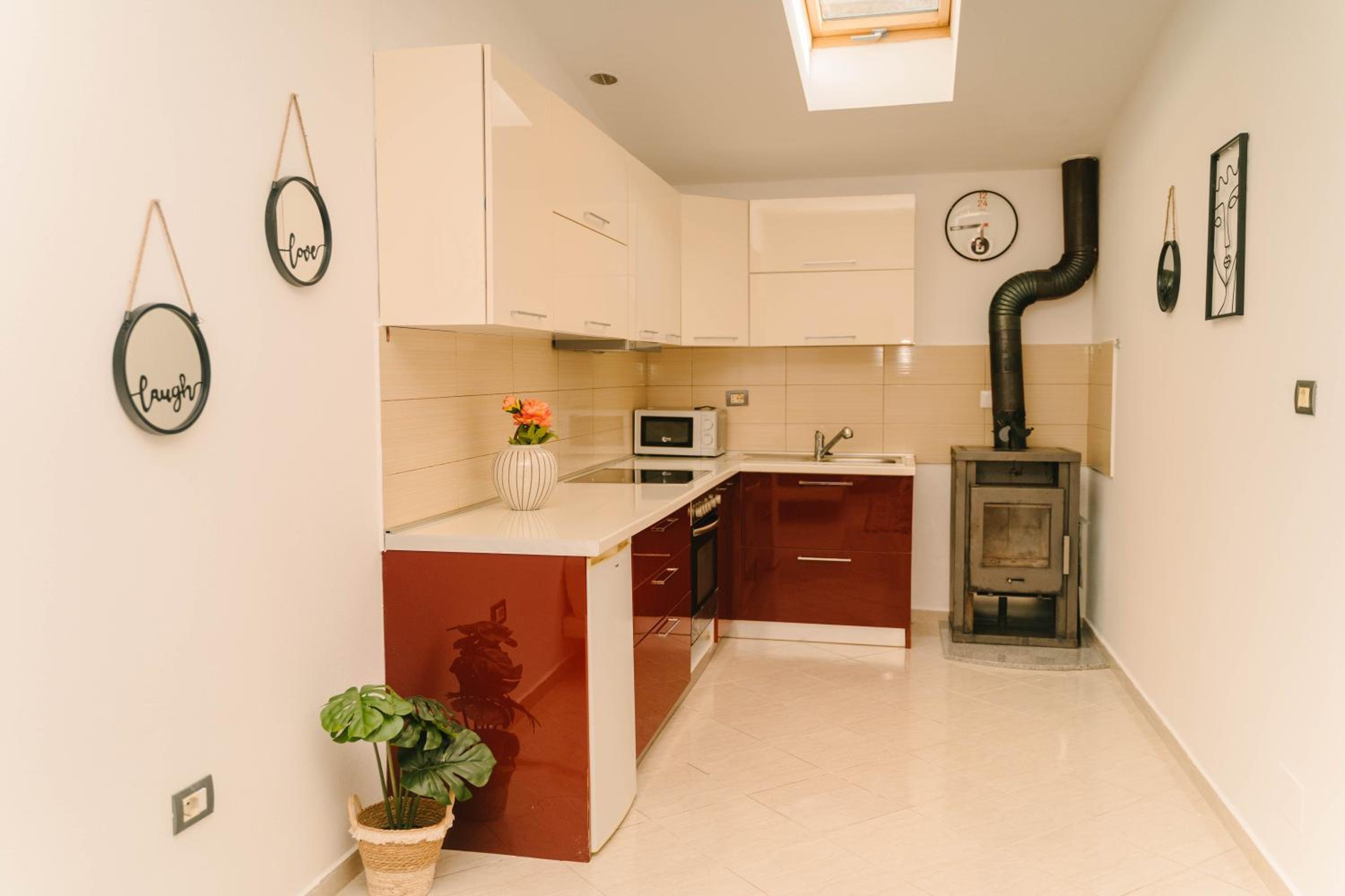 Peaceful Villa in New Bazaar