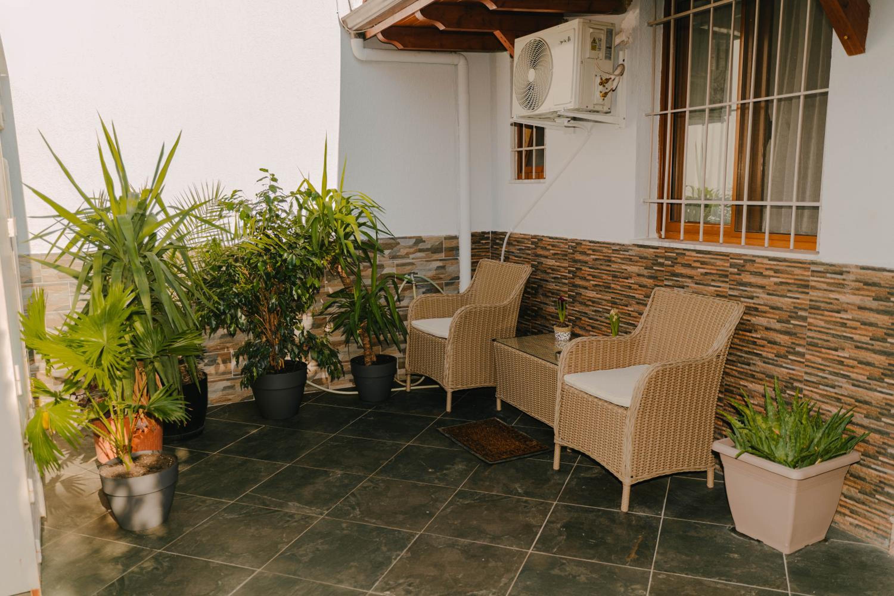 Peaceful Villa in New Bazaar