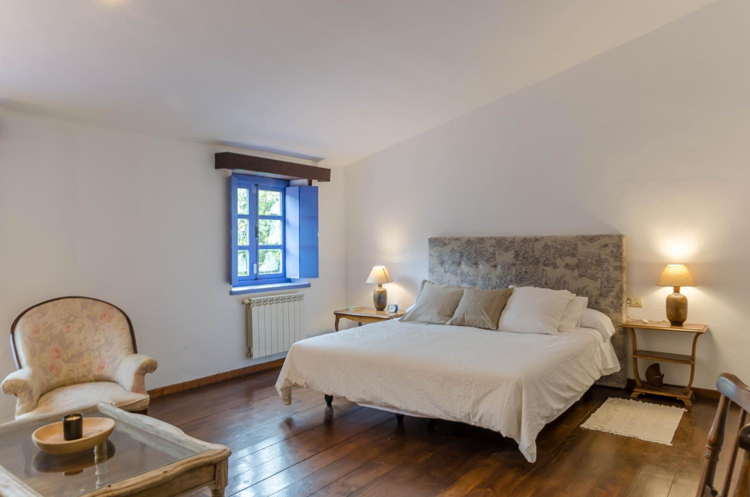 Fee4Me Galician Country House Families ONLY