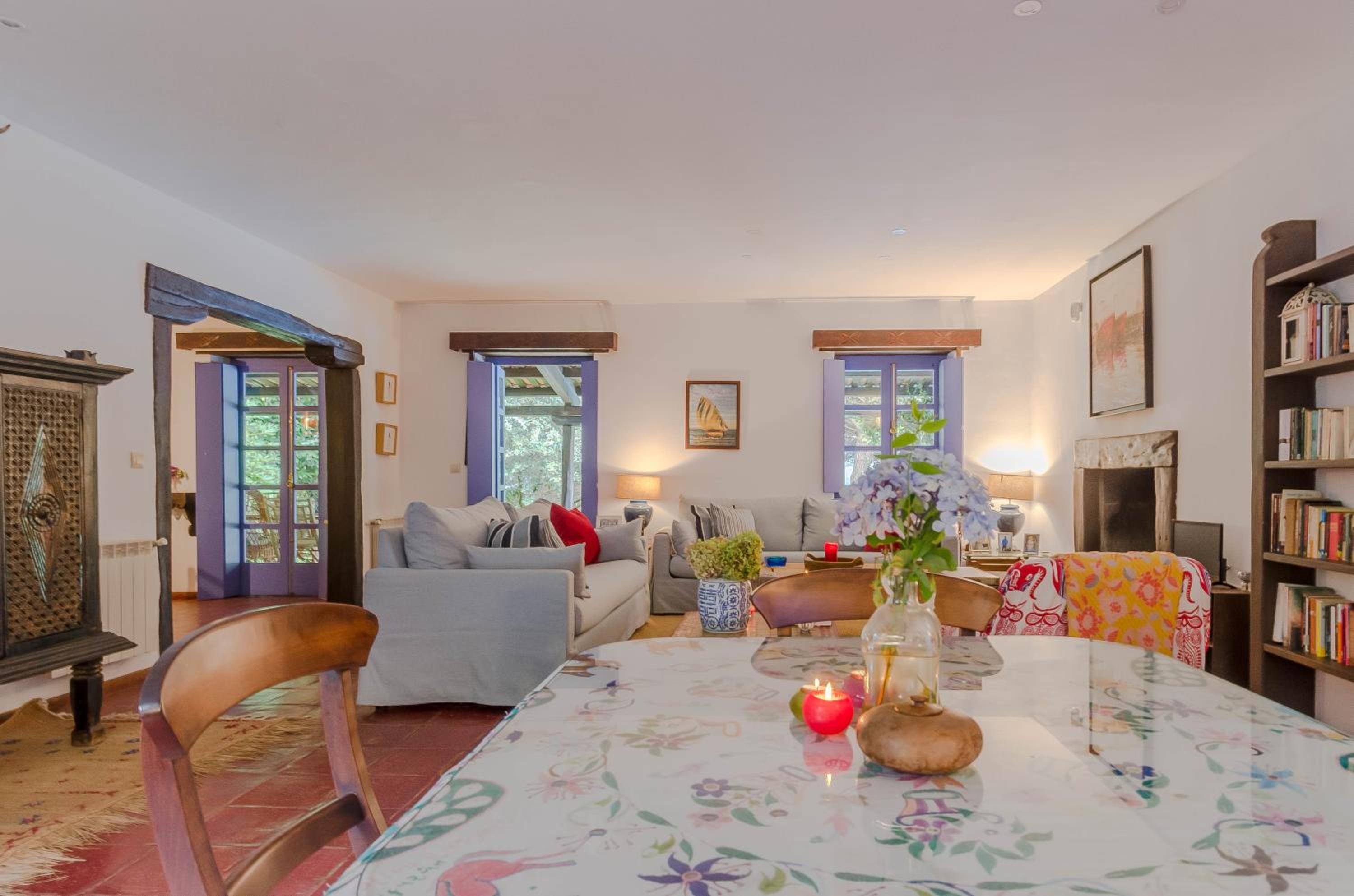 Fee4Me Galician Country House Families ONLY
