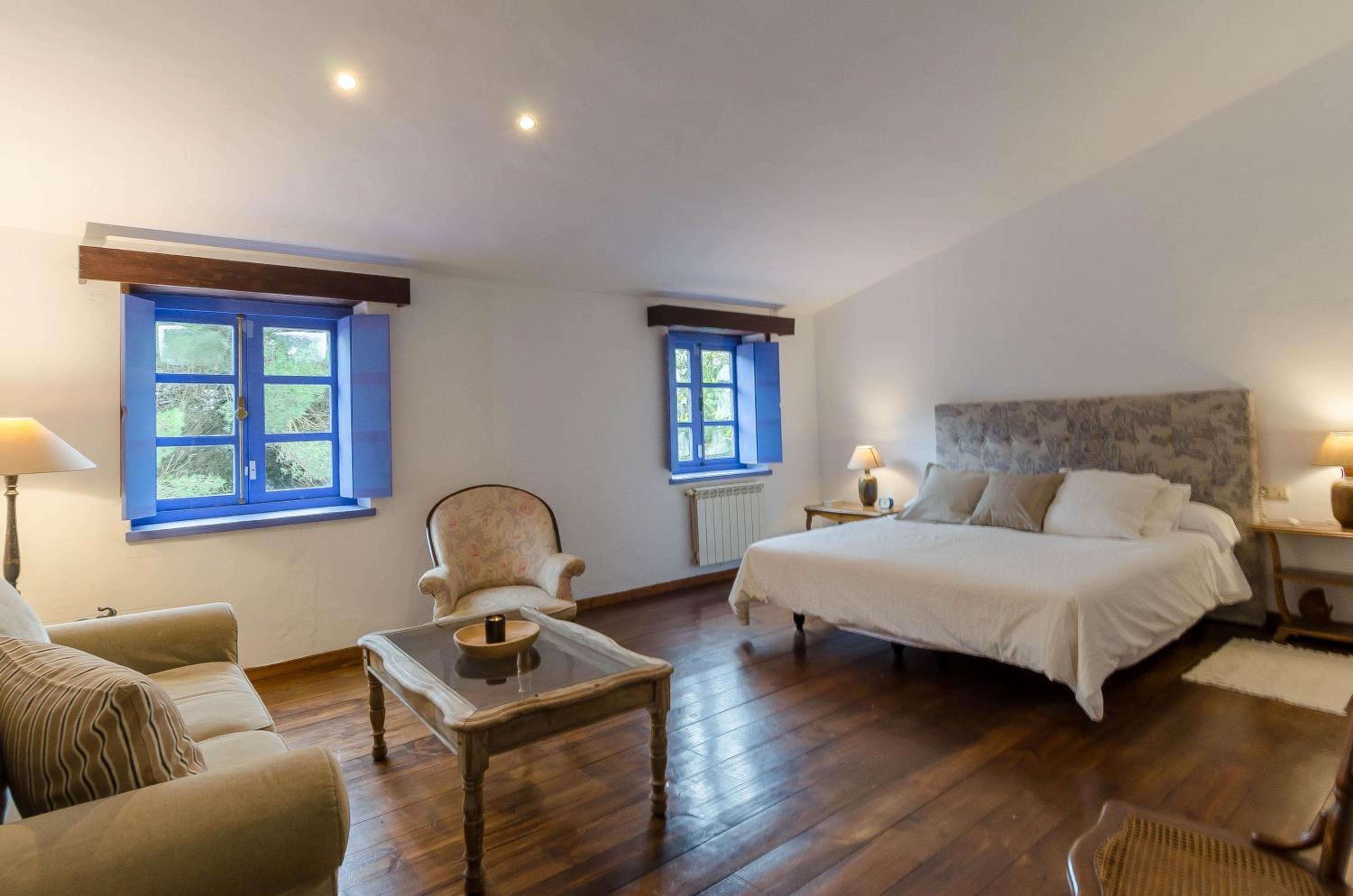 Fee4Me Galician Country House Families ONLY