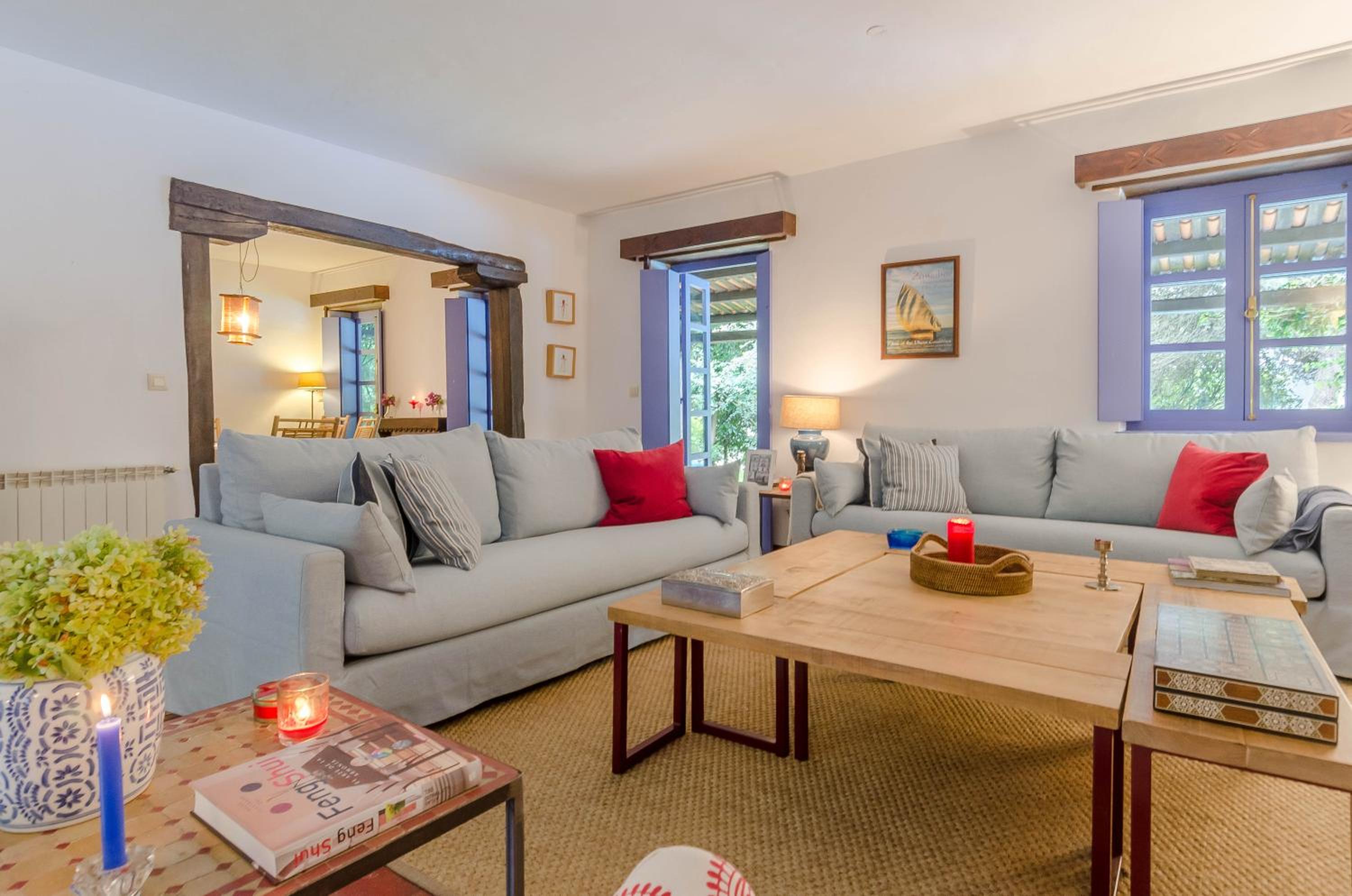 Fee4Me Galician Country House Families ONLY