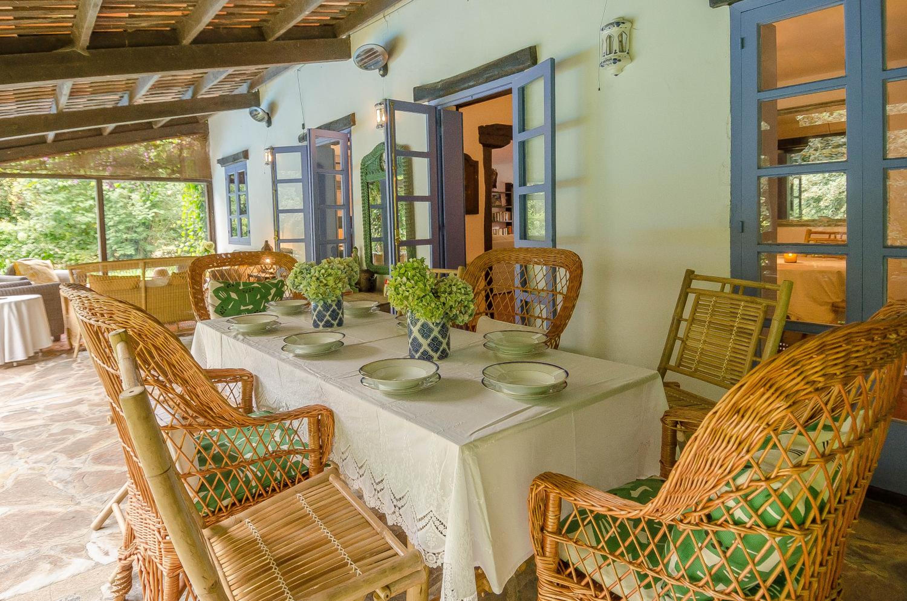 Fee4Me Galician Country House Families ONLY