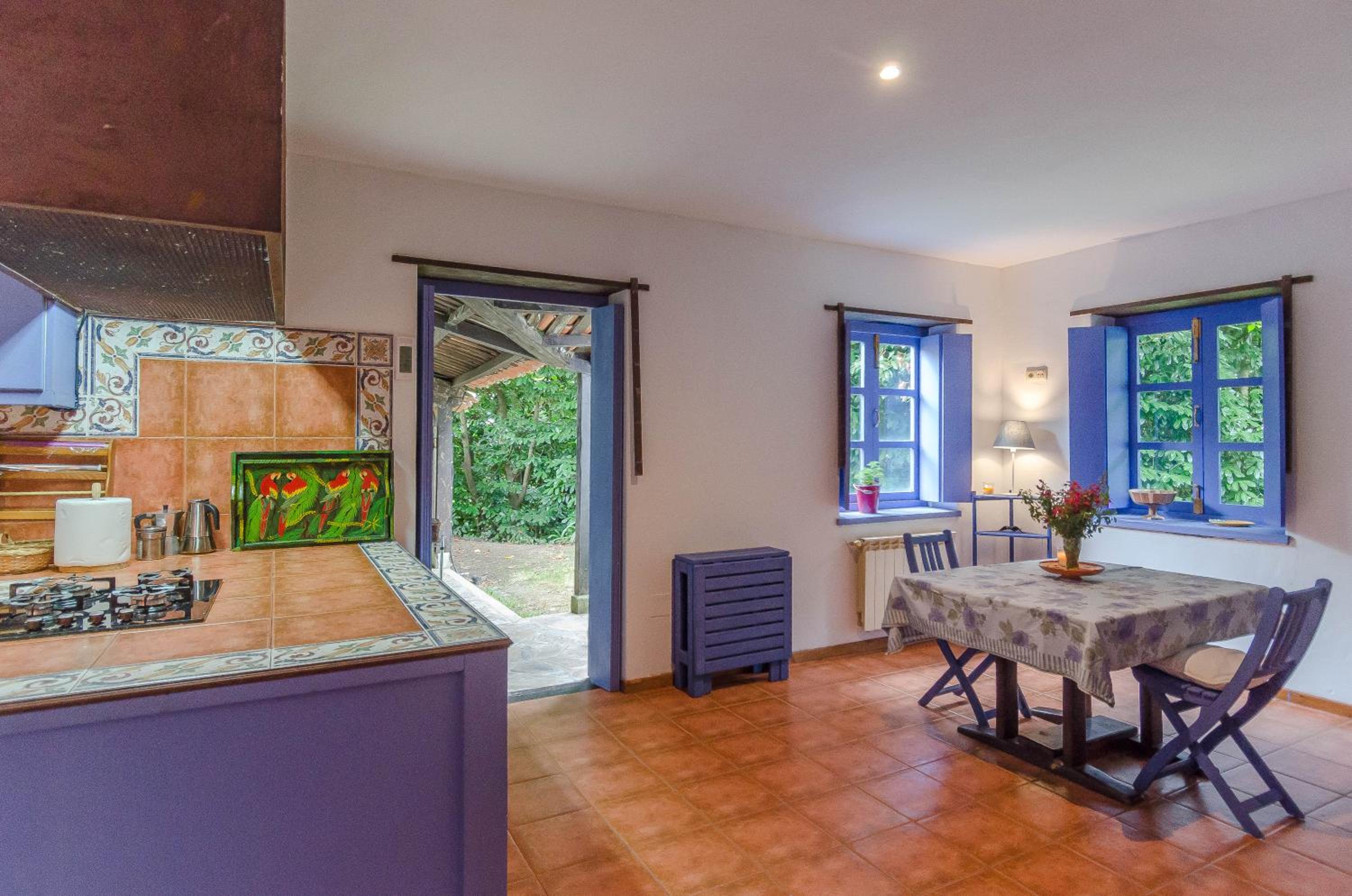 Fee4Me Galician Country House Families ONLY
