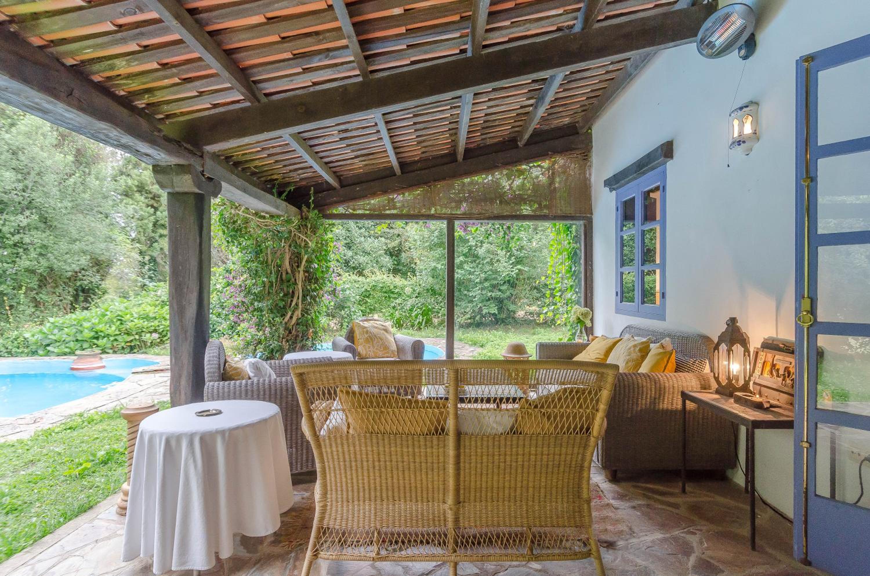 Fee4Me Galician Country House Families ONLY