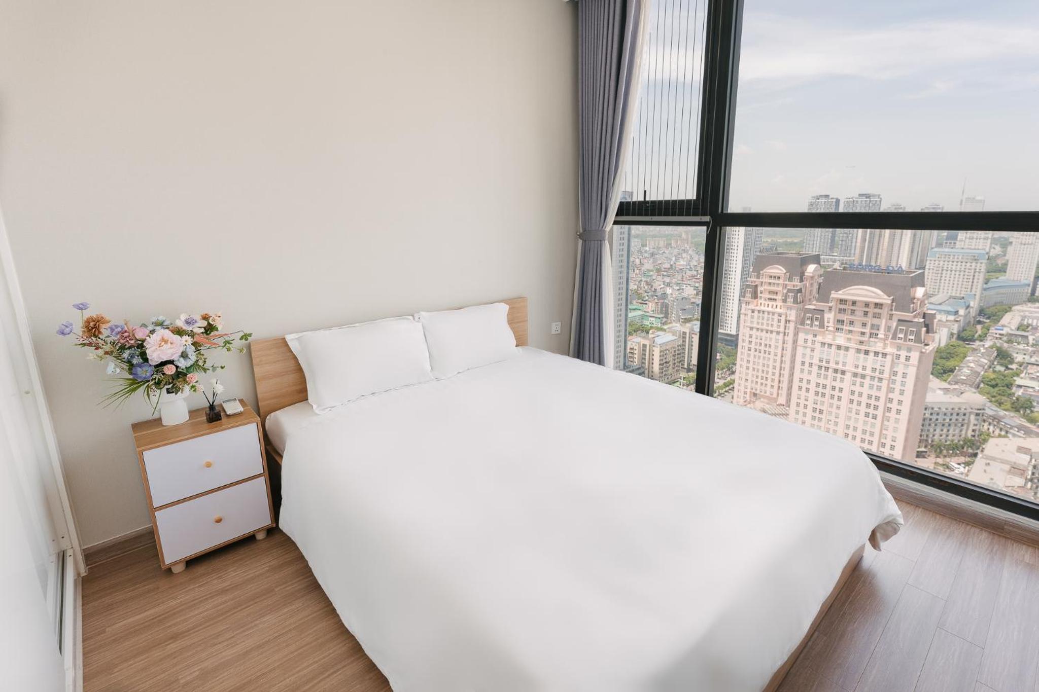 LUXURY APARTMENT VINHOMES SKYLAKE 5min to KEANGNAM
