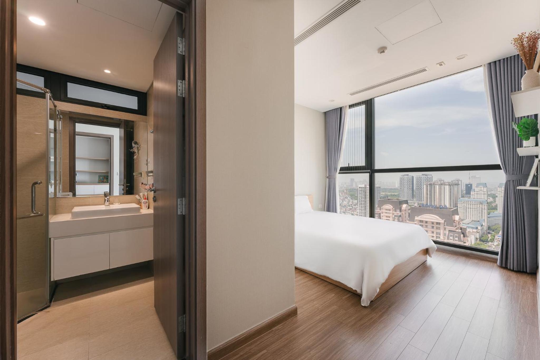 LUXURY APARTMENT VINHOMES SKYLAKE 5min to KEANGNAM