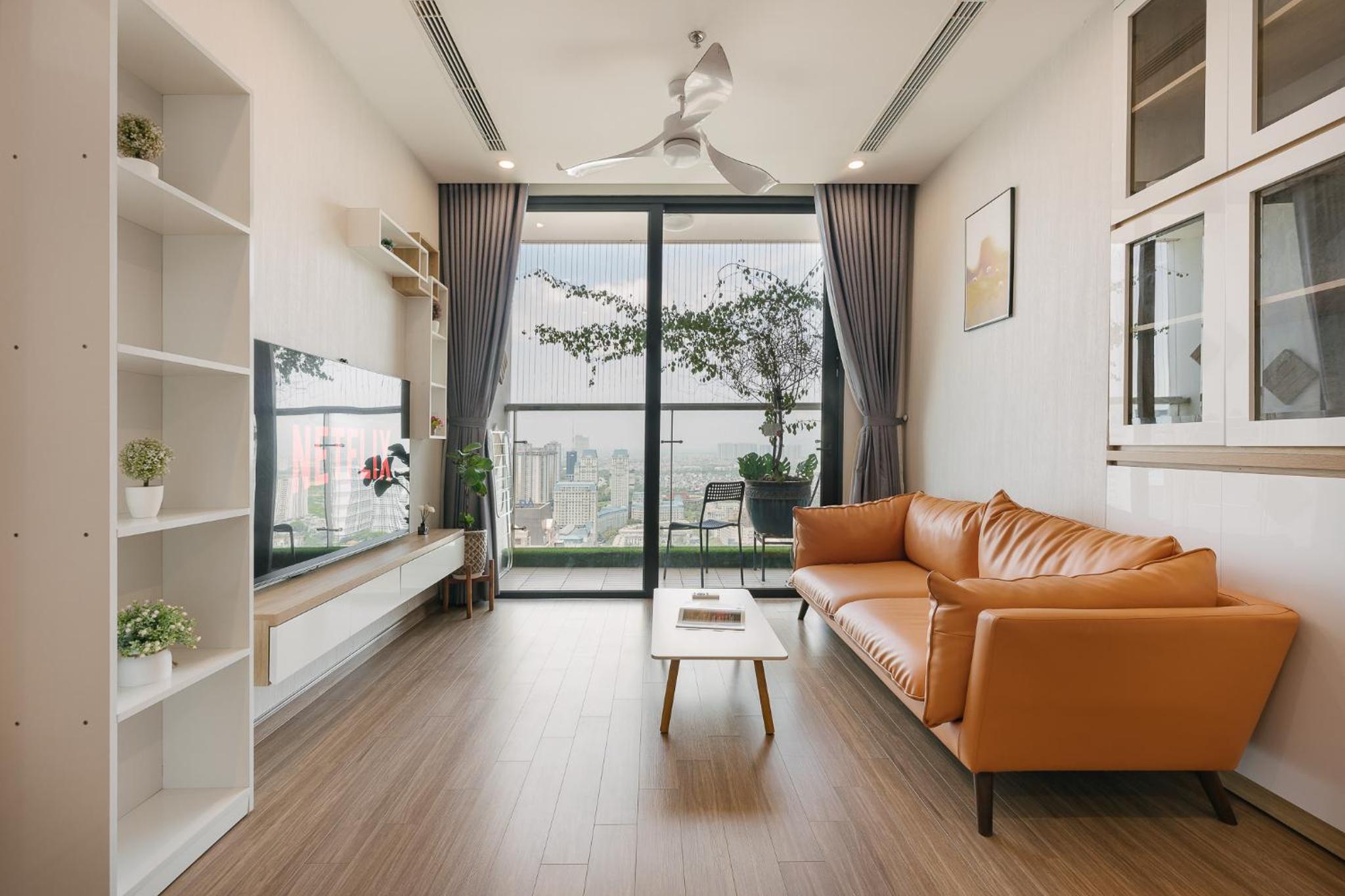 LUXURY APARTMENT VINHOMES SKYLAKE 5min to KEANGNAM