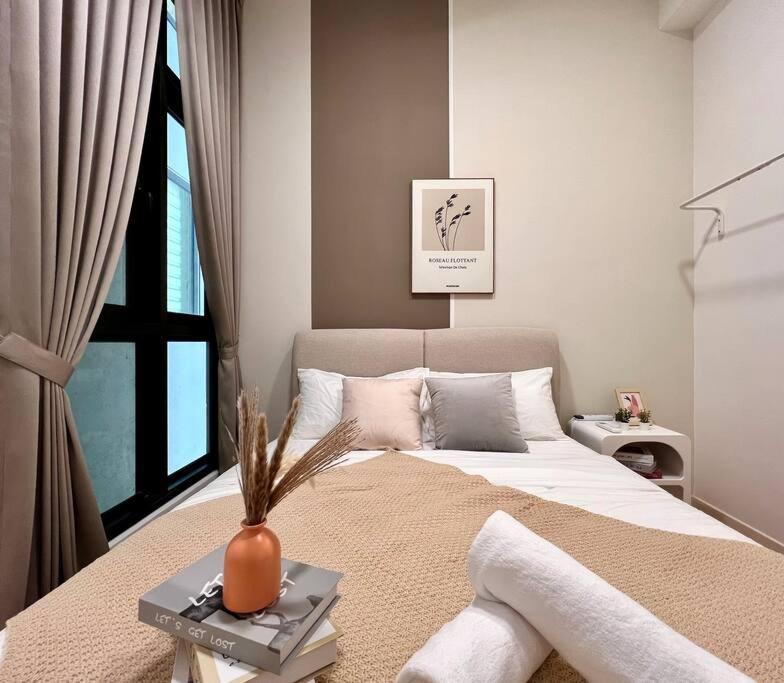 3BR-Mocha-Paradigm Residence by Guesthouse-6-8Pax