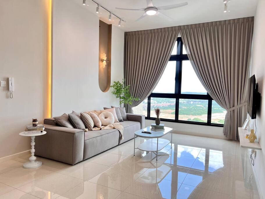 3BR-Mocha-Paradigm Residence by Guesthouse-6-8Pax