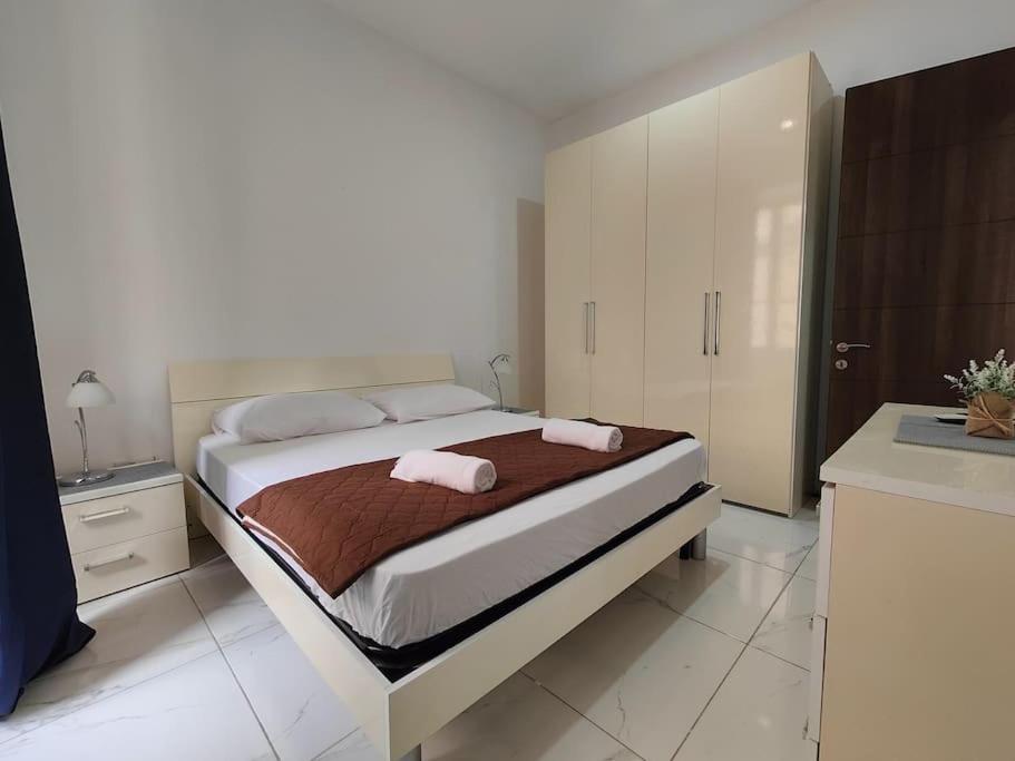 1 Bedroom apartment in Sliema, Malta view 5