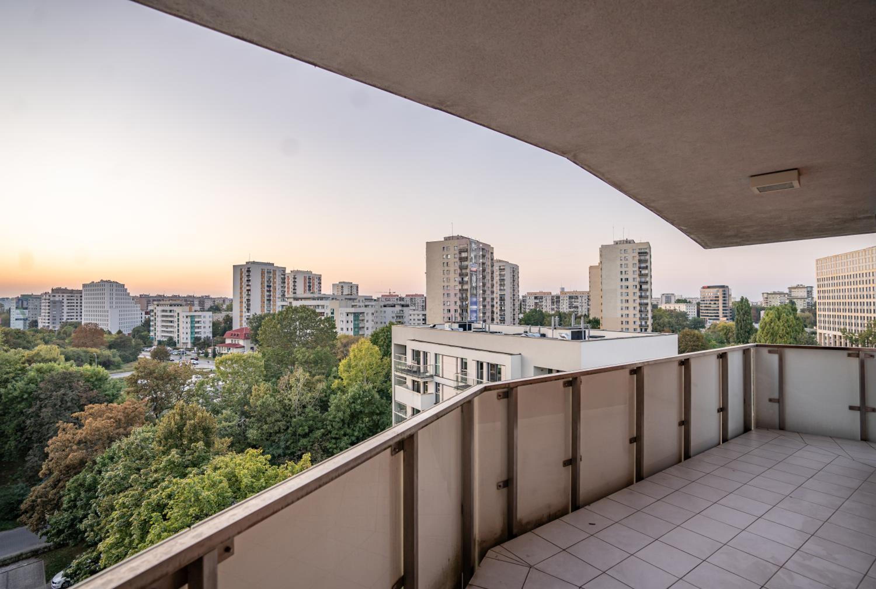 Waw Mokotów pokoje Manhattan view 2