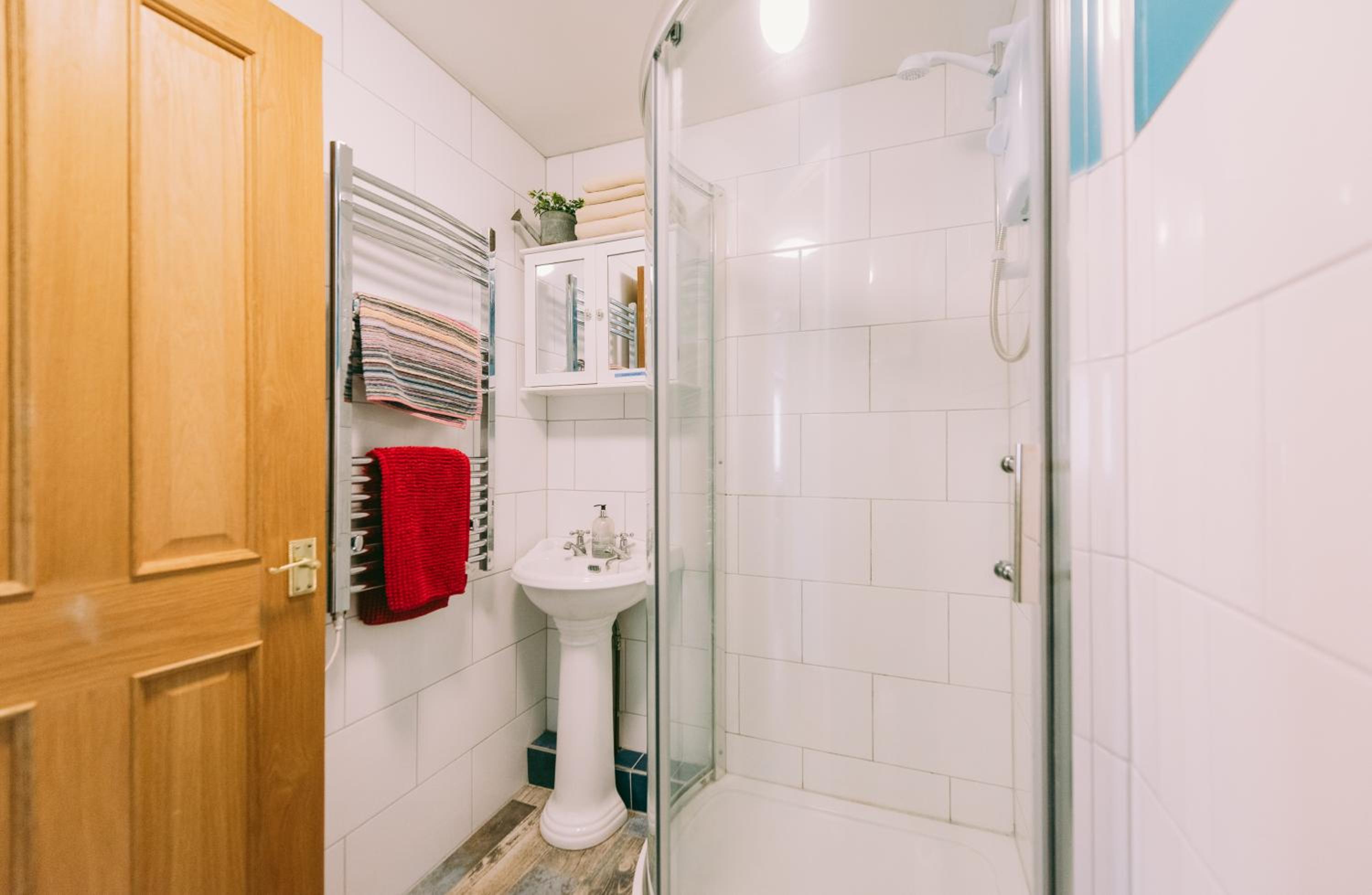 1 Bed Free Parking Pets Allowed