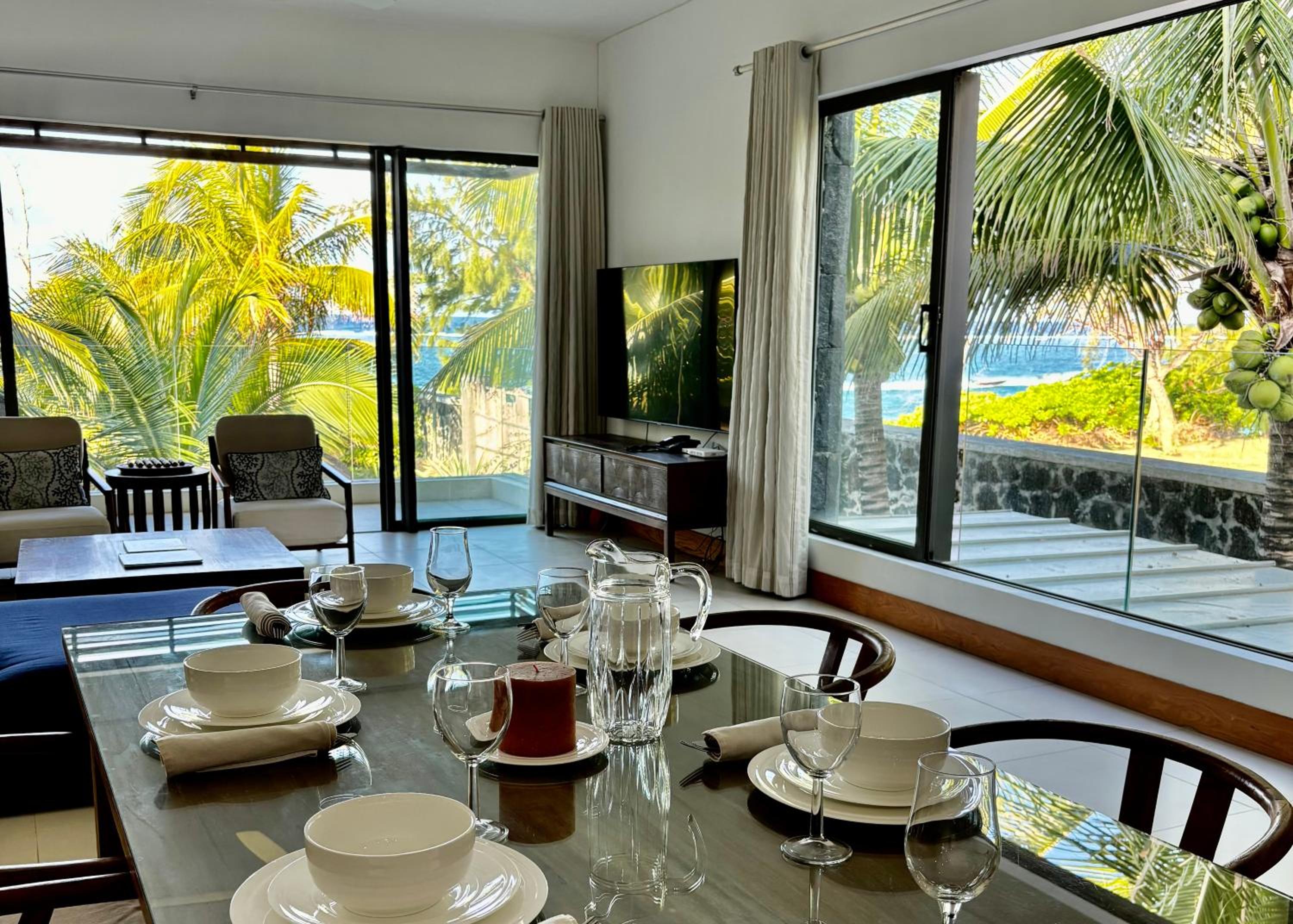 Luxury Apartment on the Beach