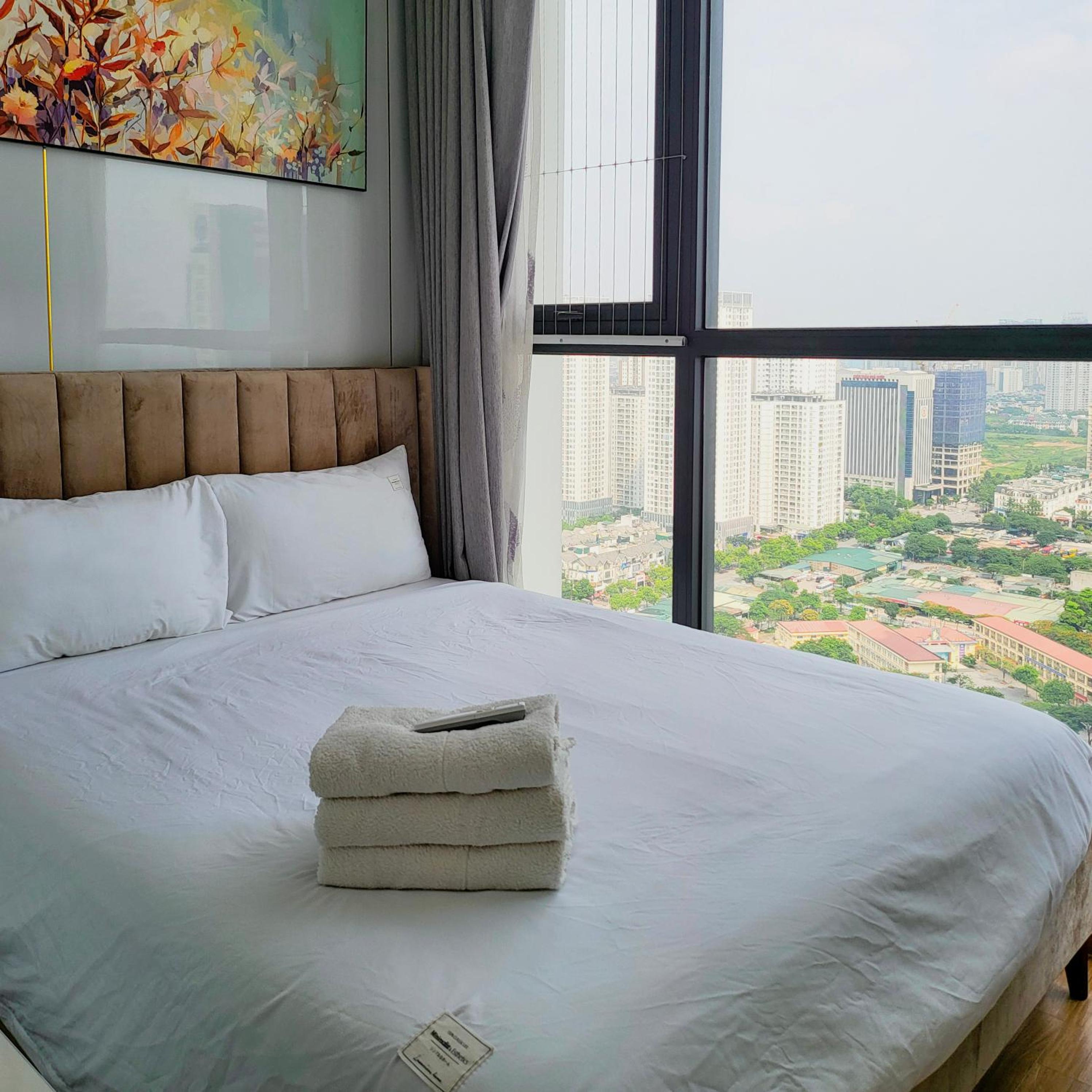 Vinhomes Sky Lake - Feria Homes