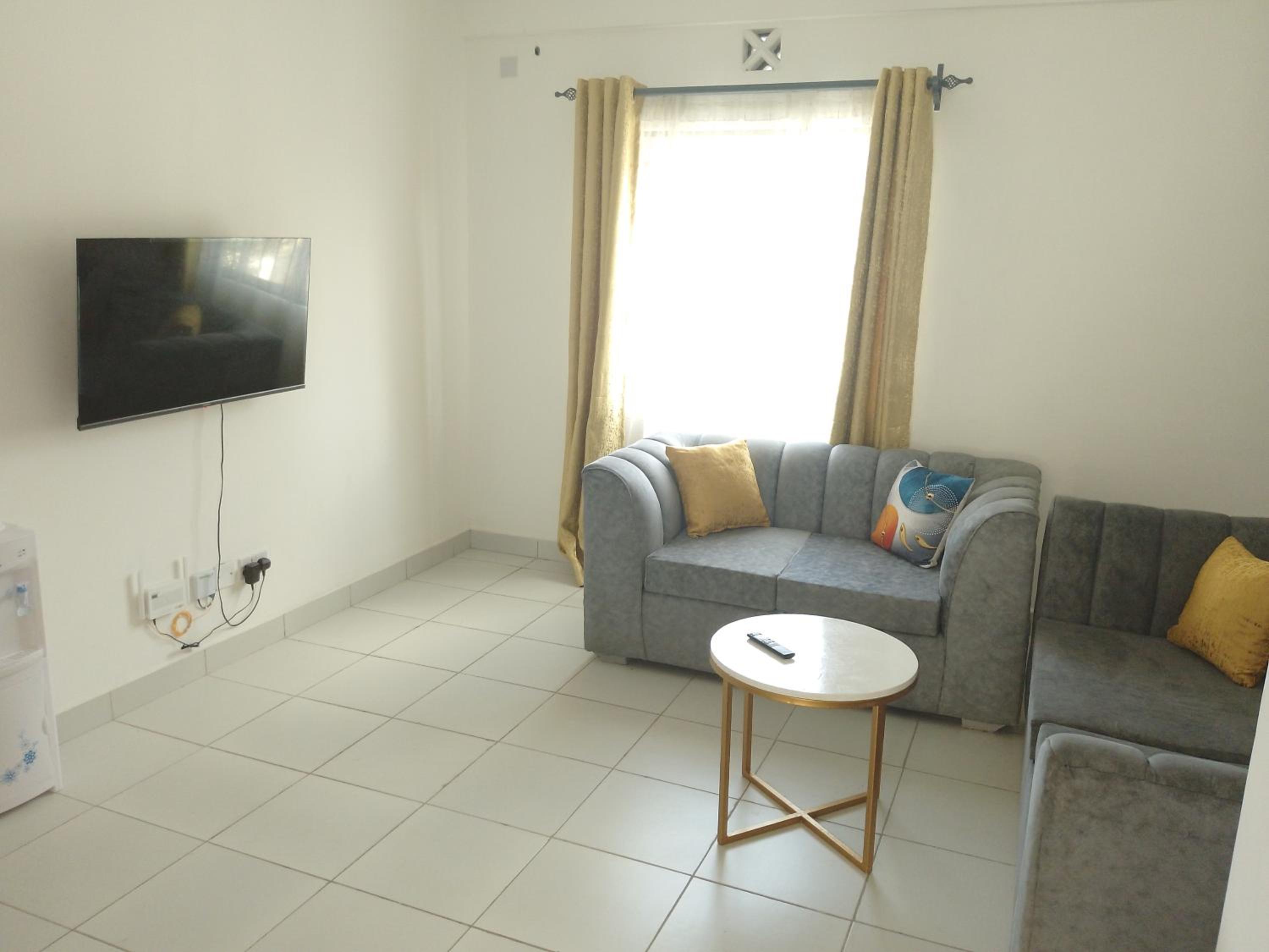 Gorgeous 2 bedroom Apartment Mombasa Island view 5