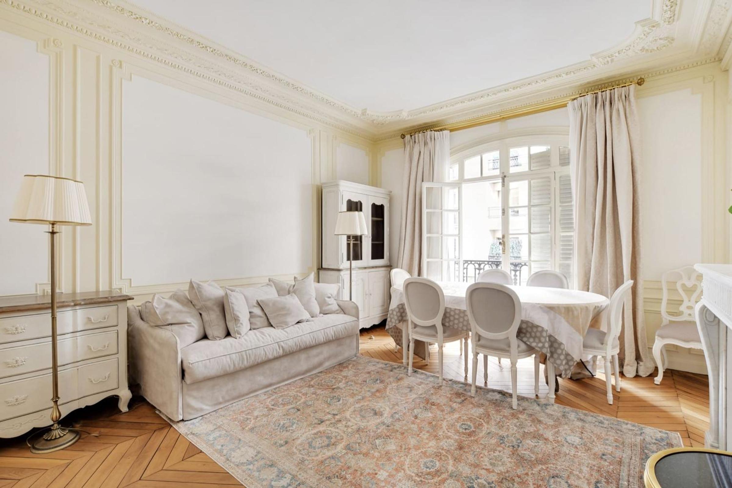 Trocadero - Longchamp 2bdr