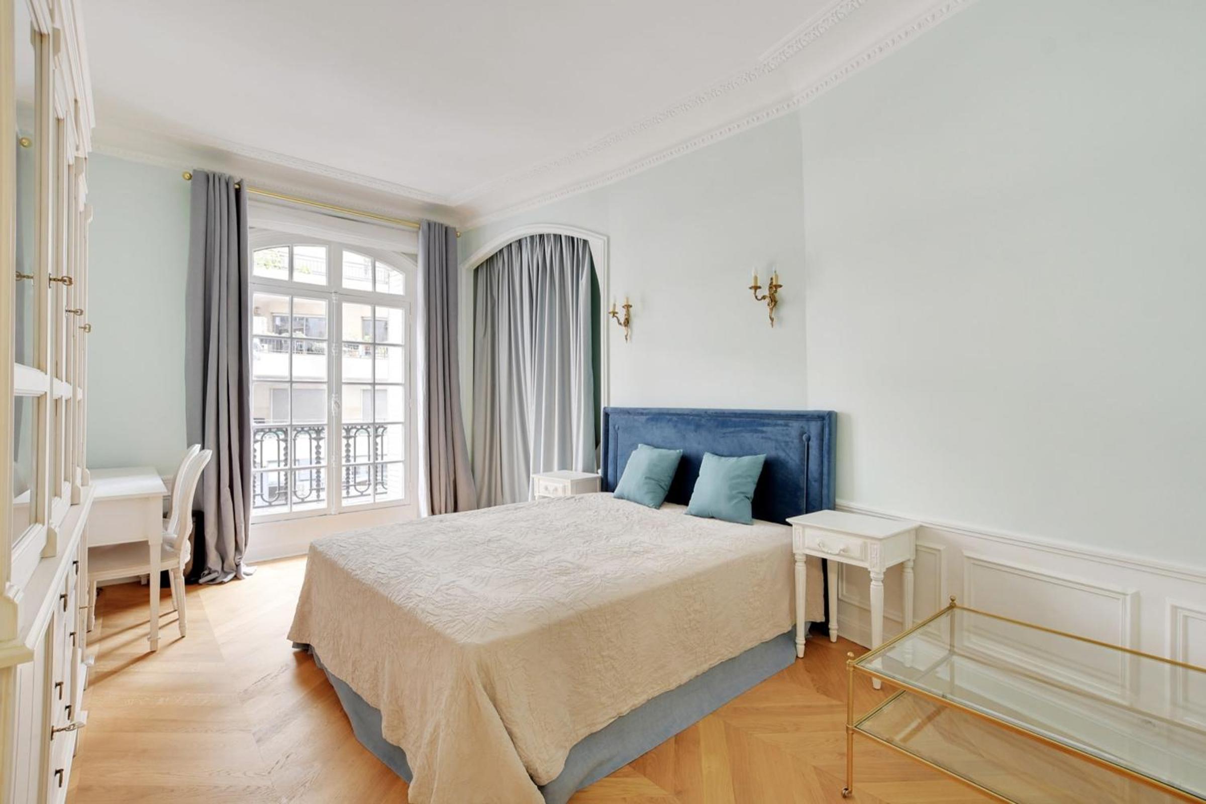 Trocadero - Longchamp 2bdr