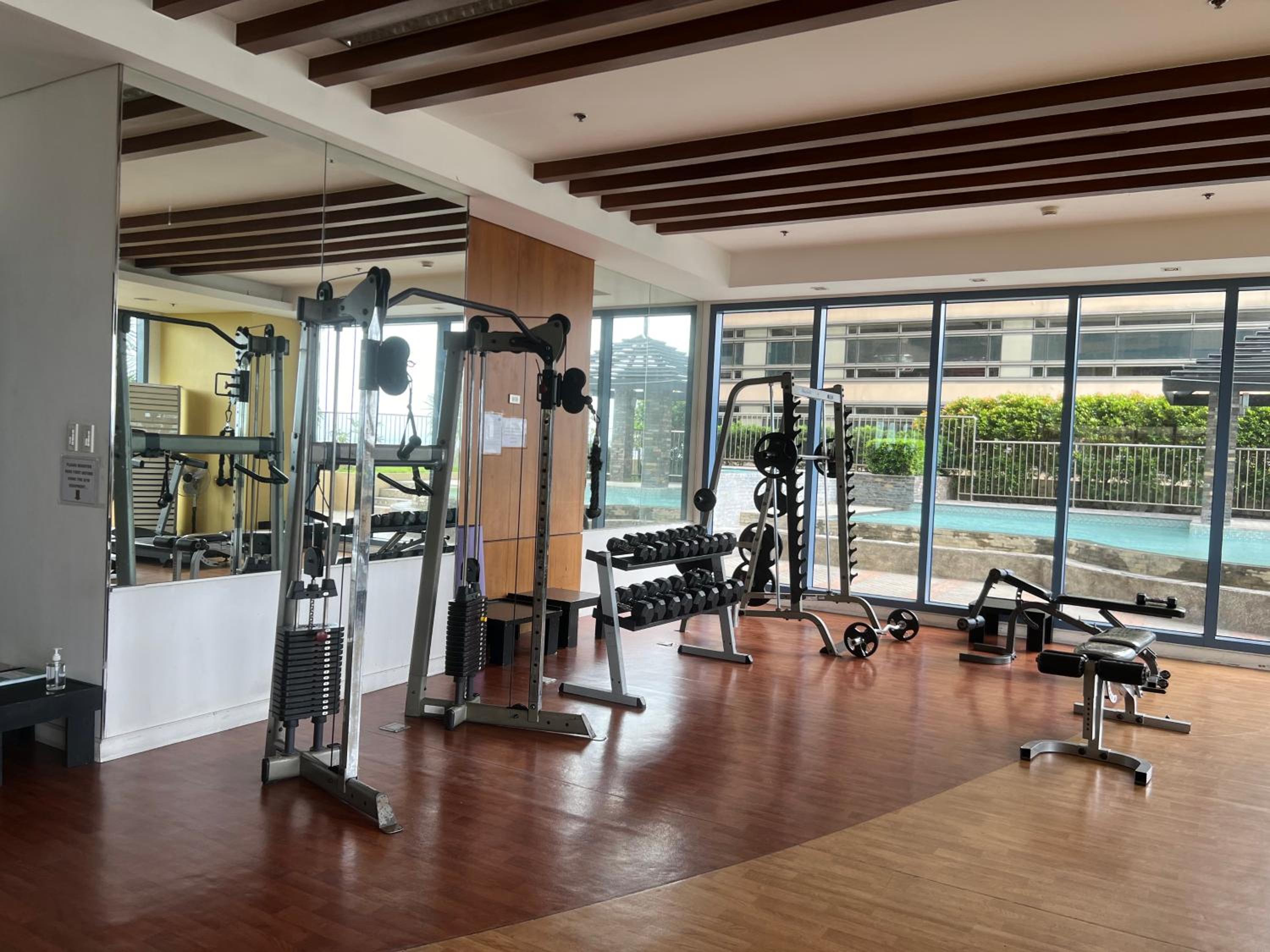 Condo In front of US Embassy Studio Unit with 2 Double Beds view 3