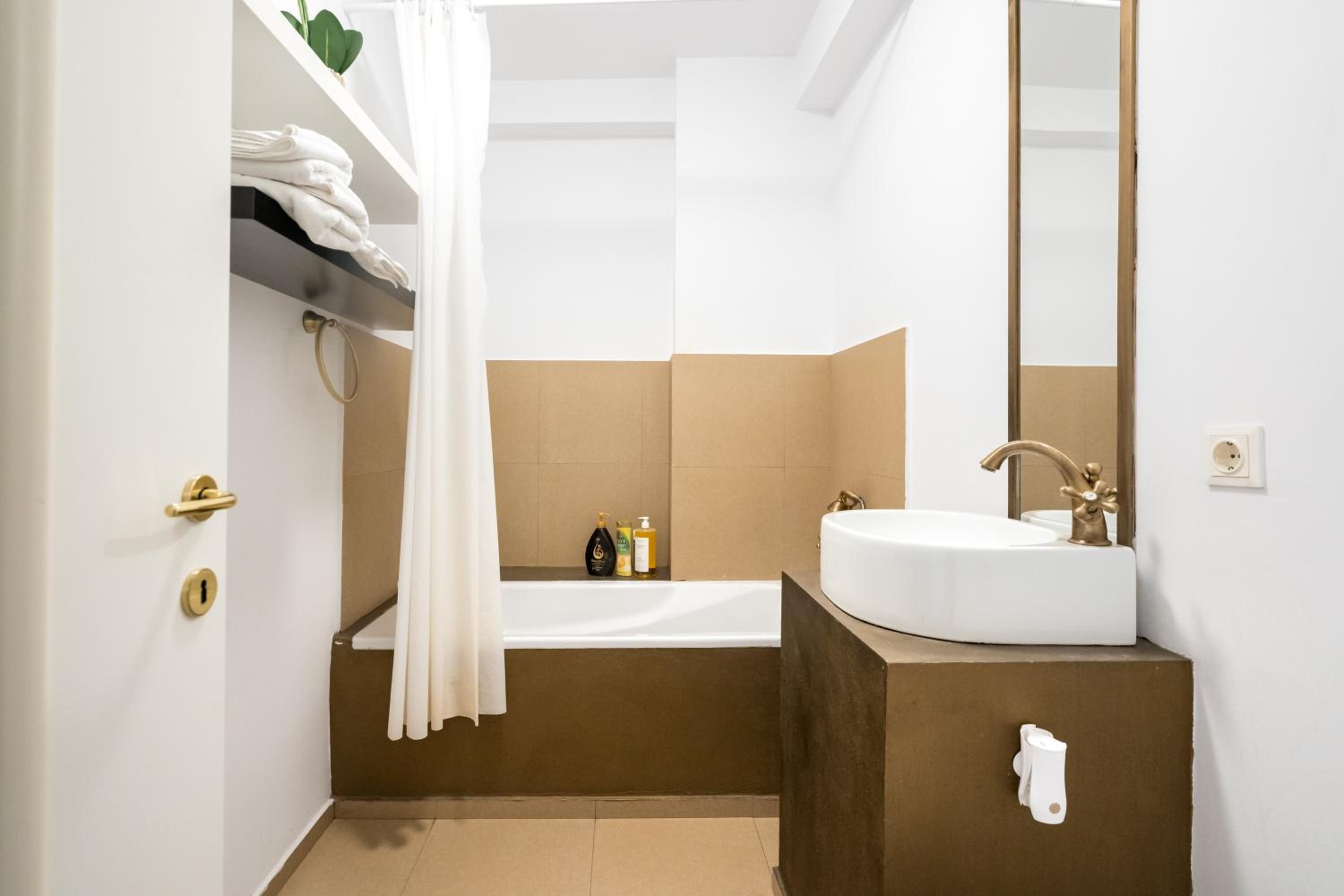Ultracentral Apartment Romana