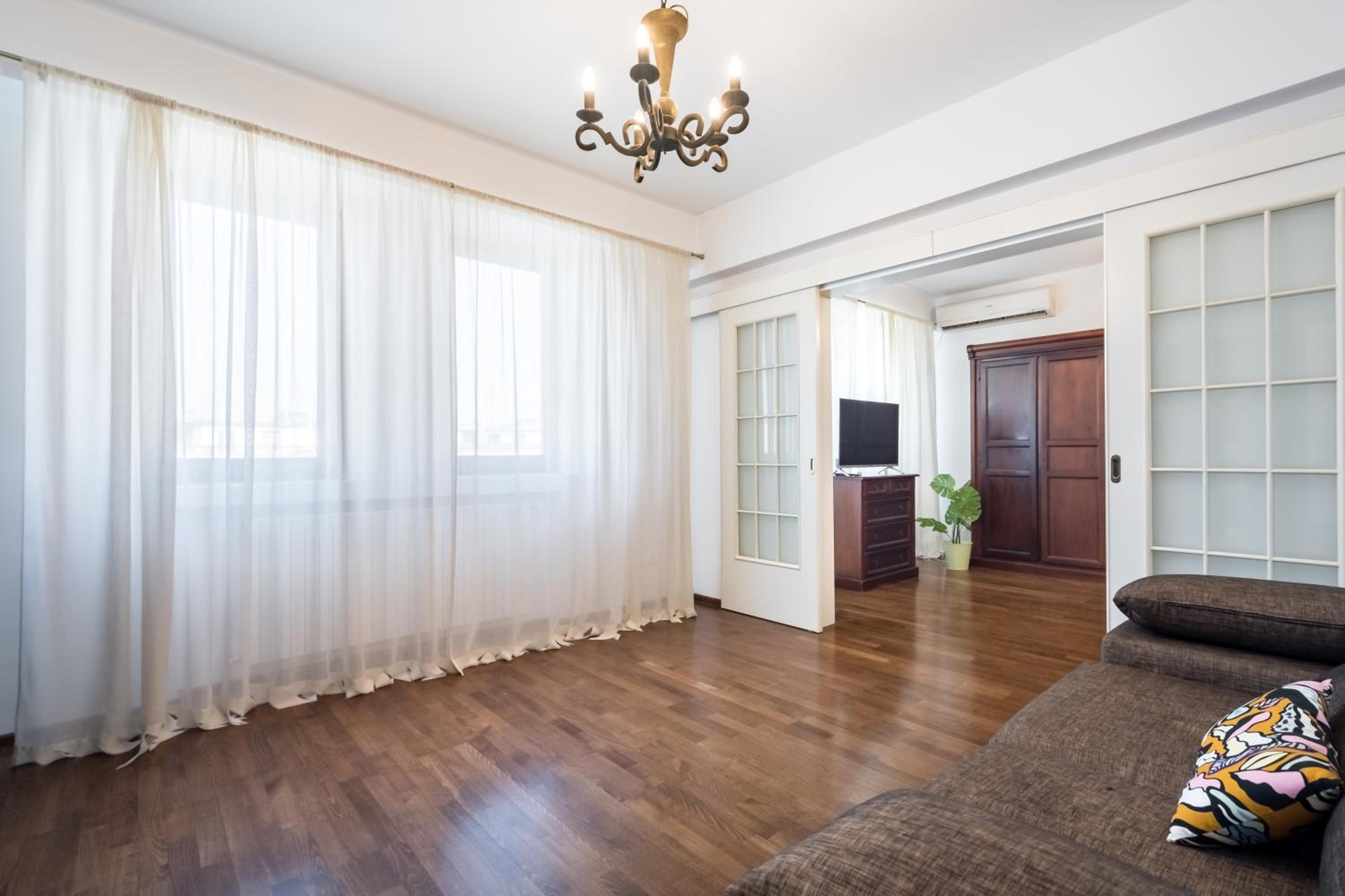 Ultracentral Apartment Romana