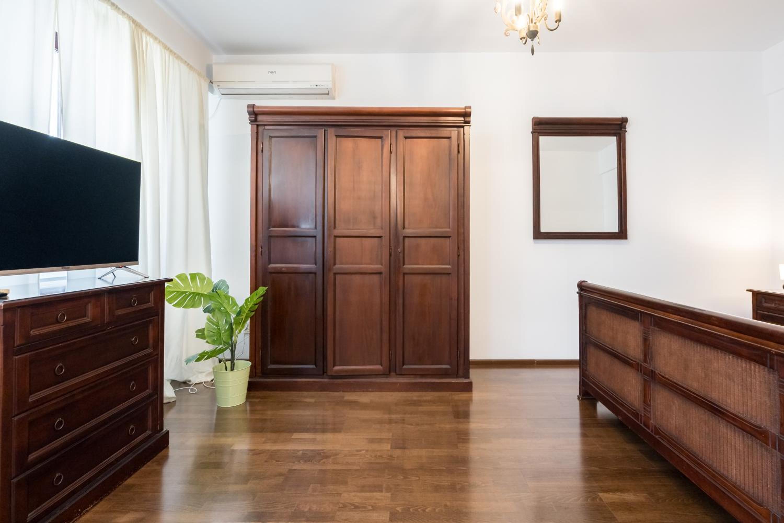 Ultracentral Apartment Romana