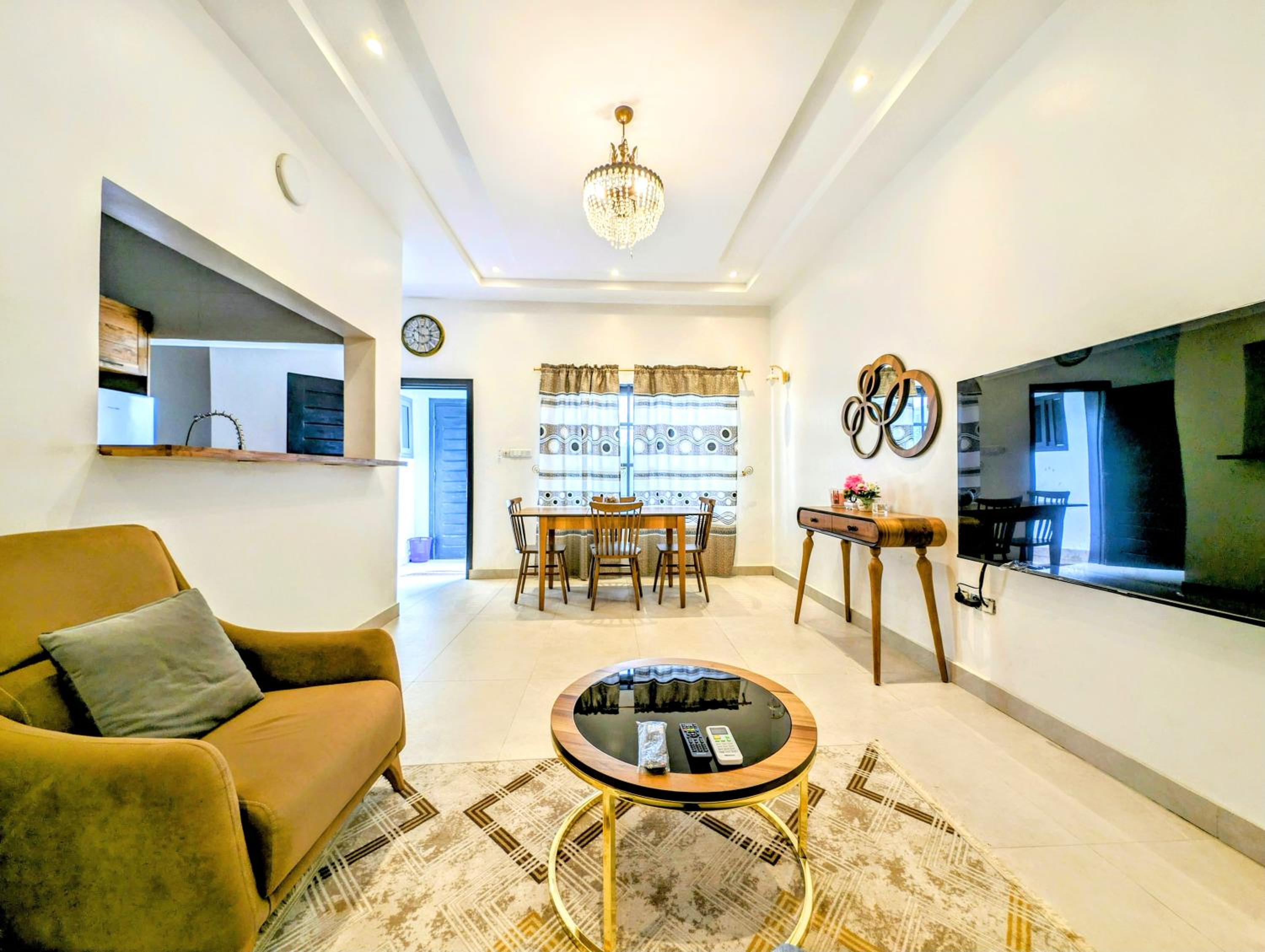 Barro luxury