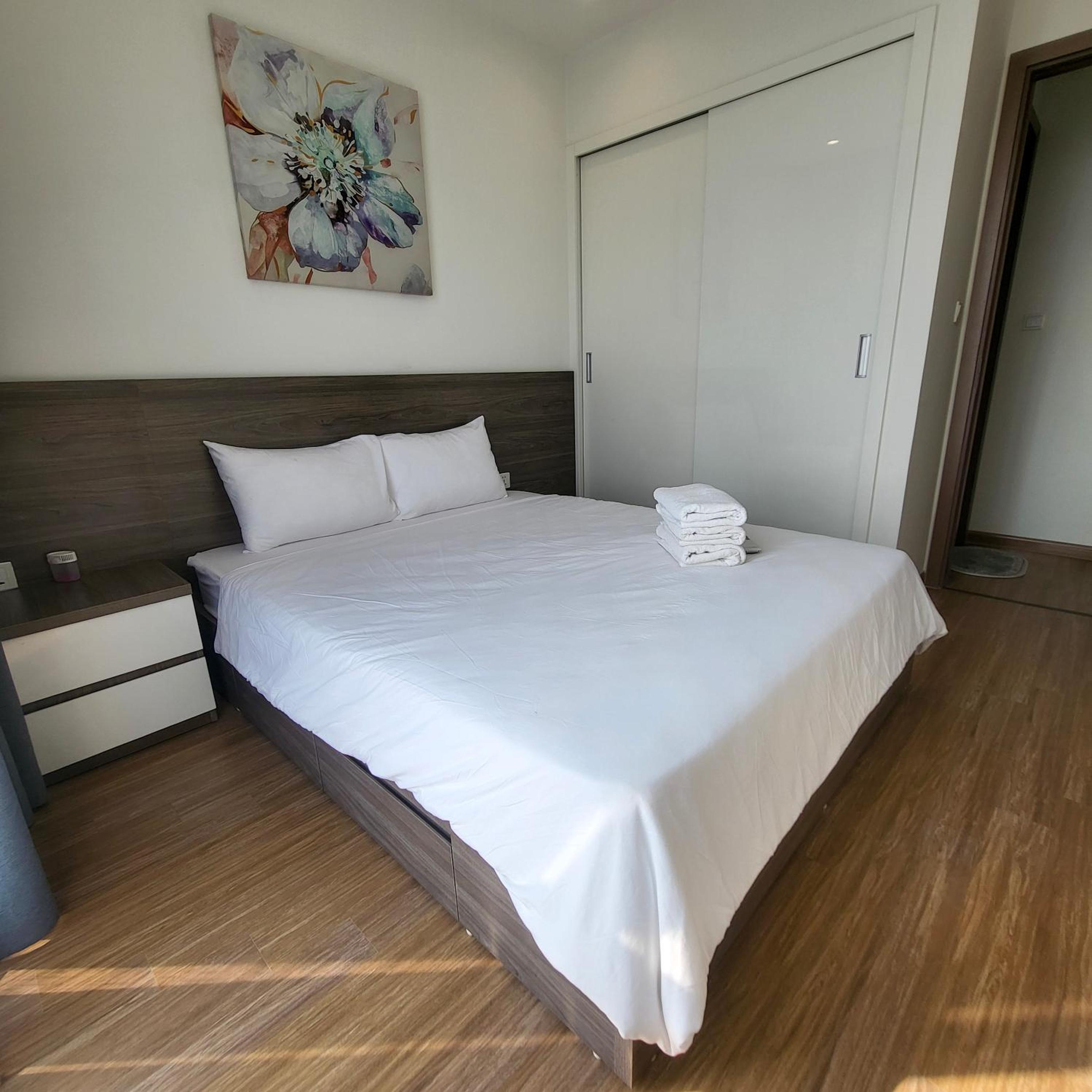 Vinhomes Sky Lake - Feria Homes
