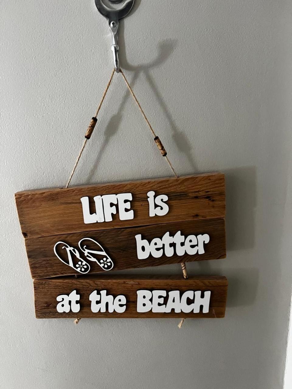 Beachside Bliss Strand view 4