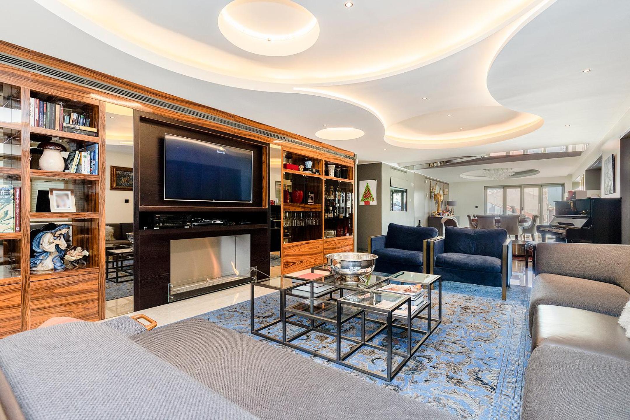 Photo 44