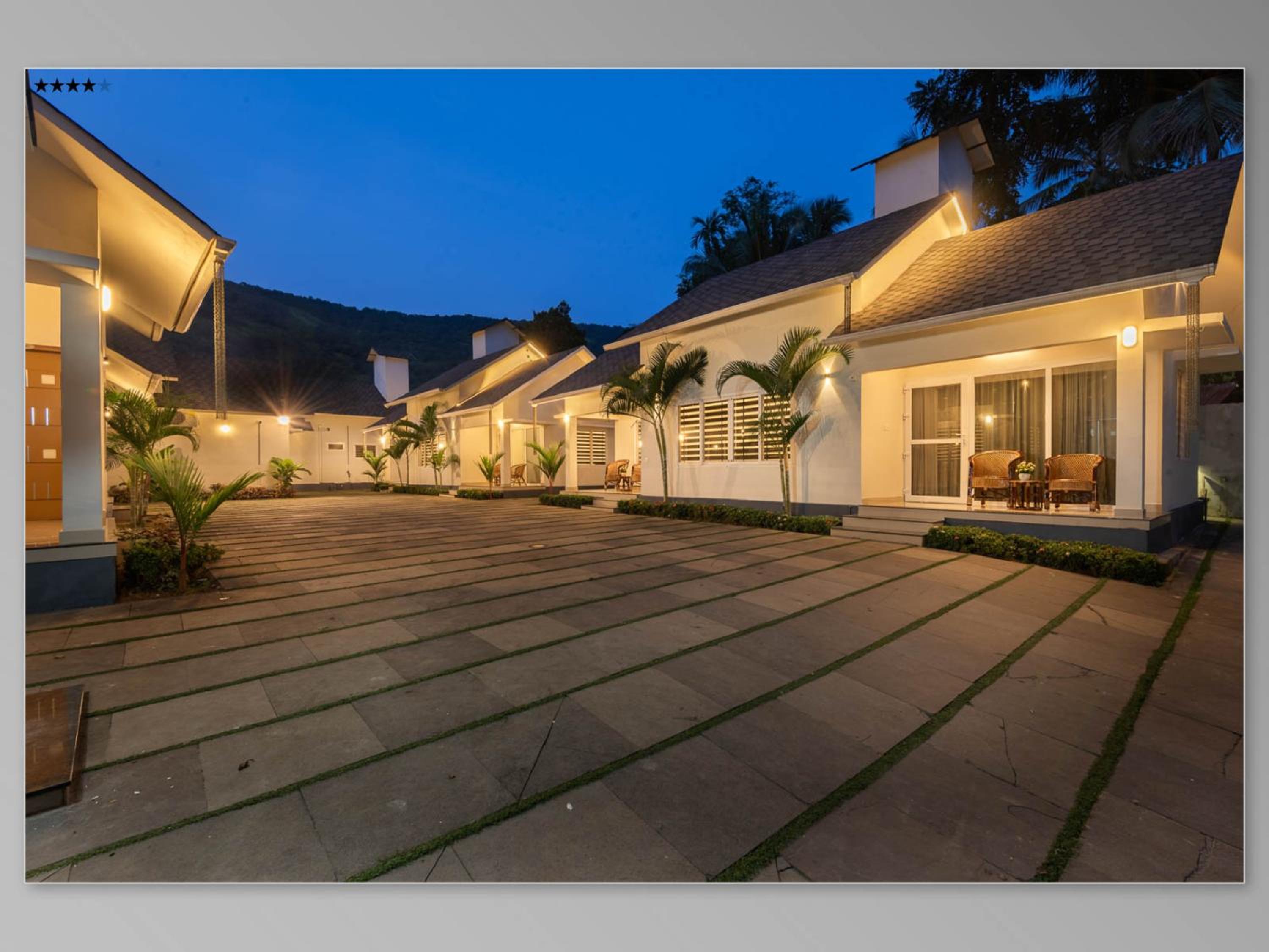 Abrigo Resorts