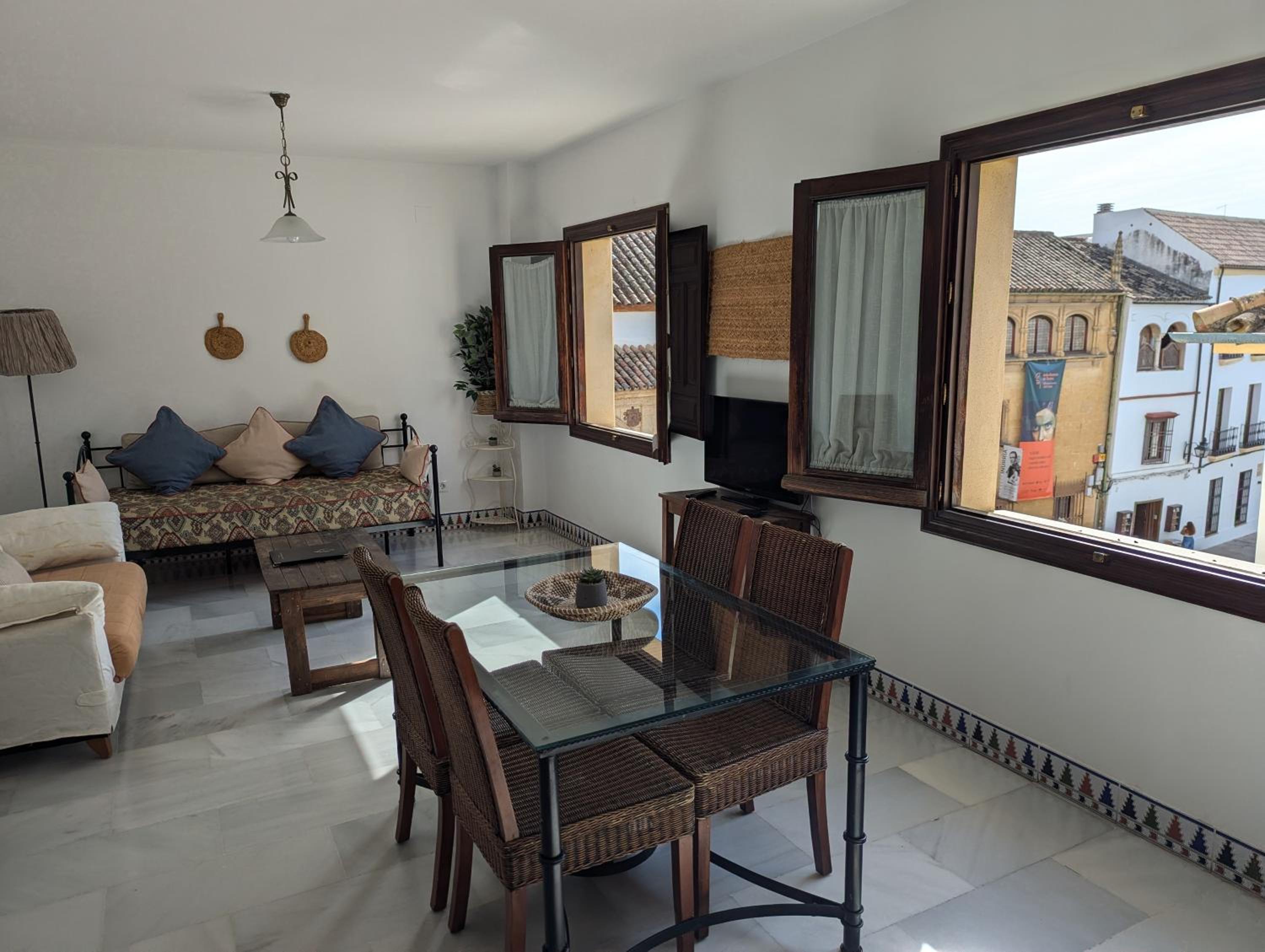 Apartamentos Plaza