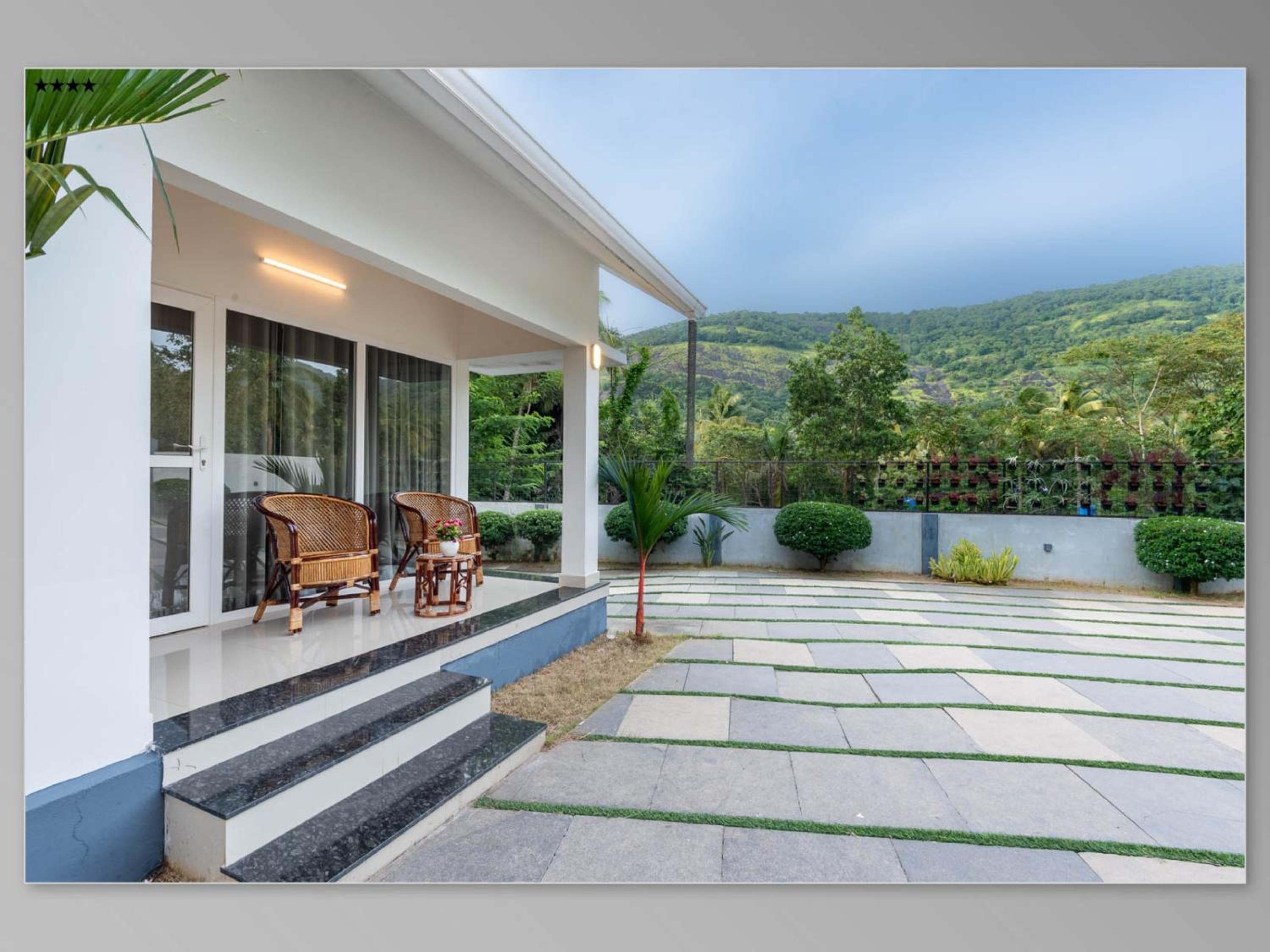 Abrigo Resorts