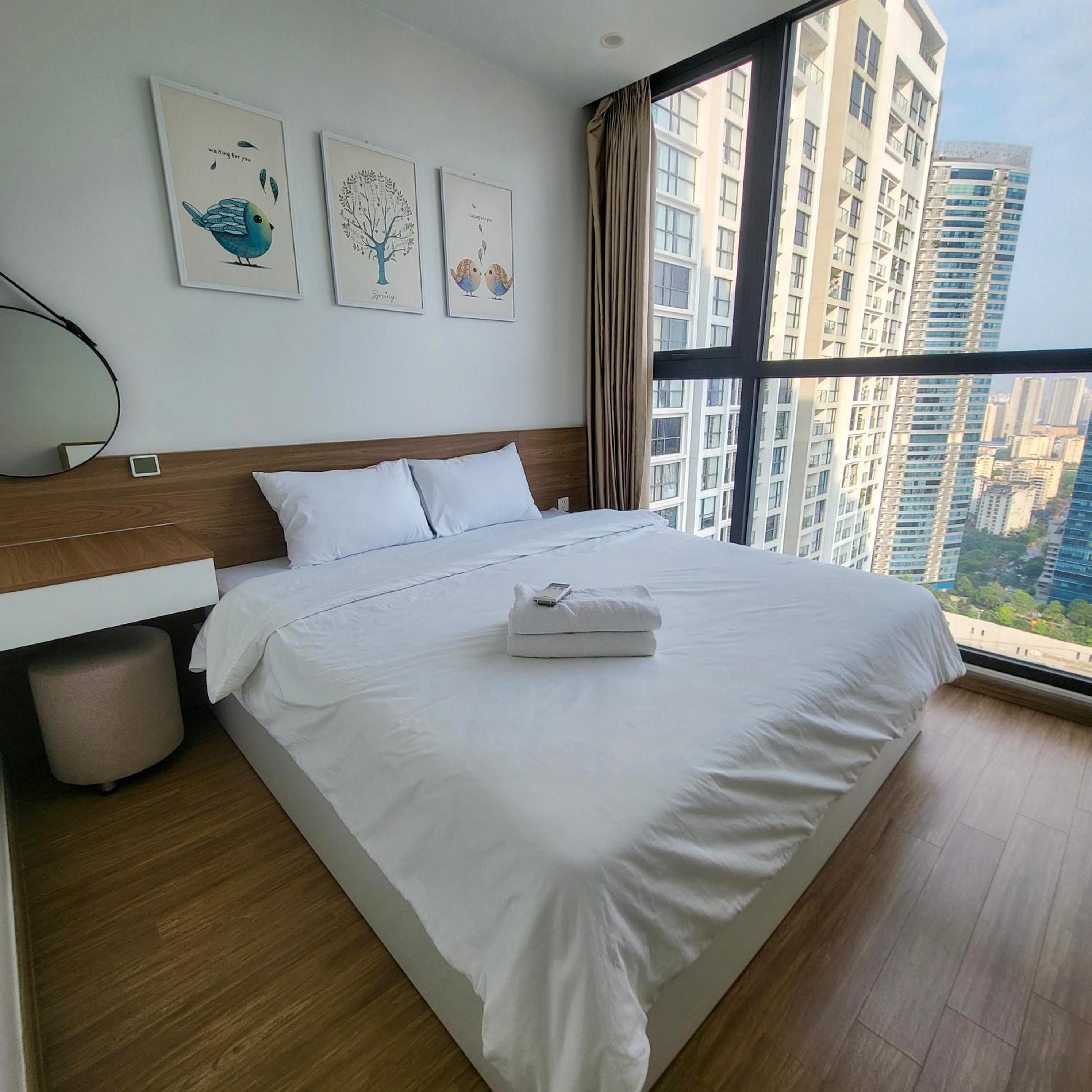 Vinhomes Sky Lake - Feria Homes