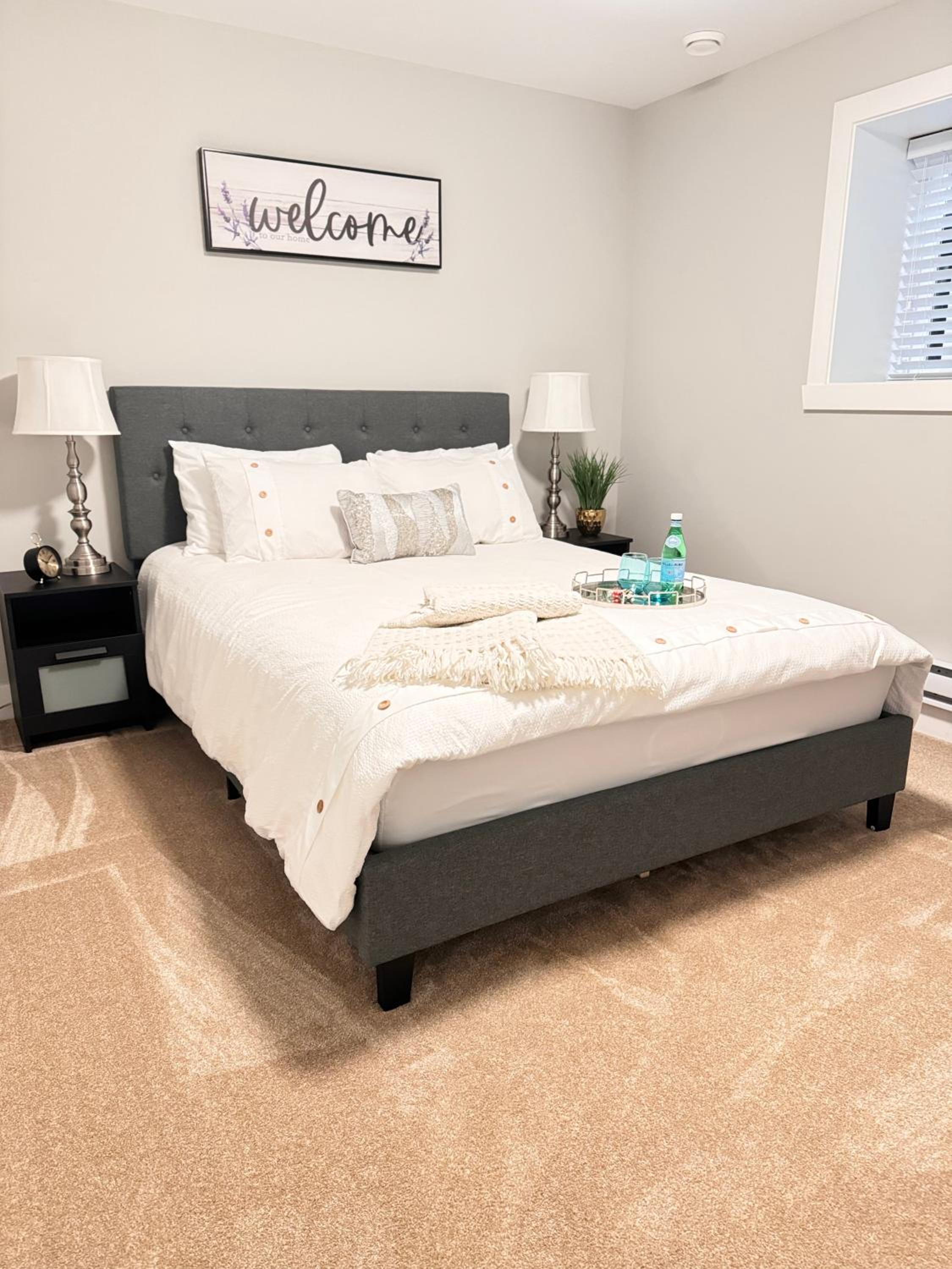 New Modern Guest Suit with Kitchen