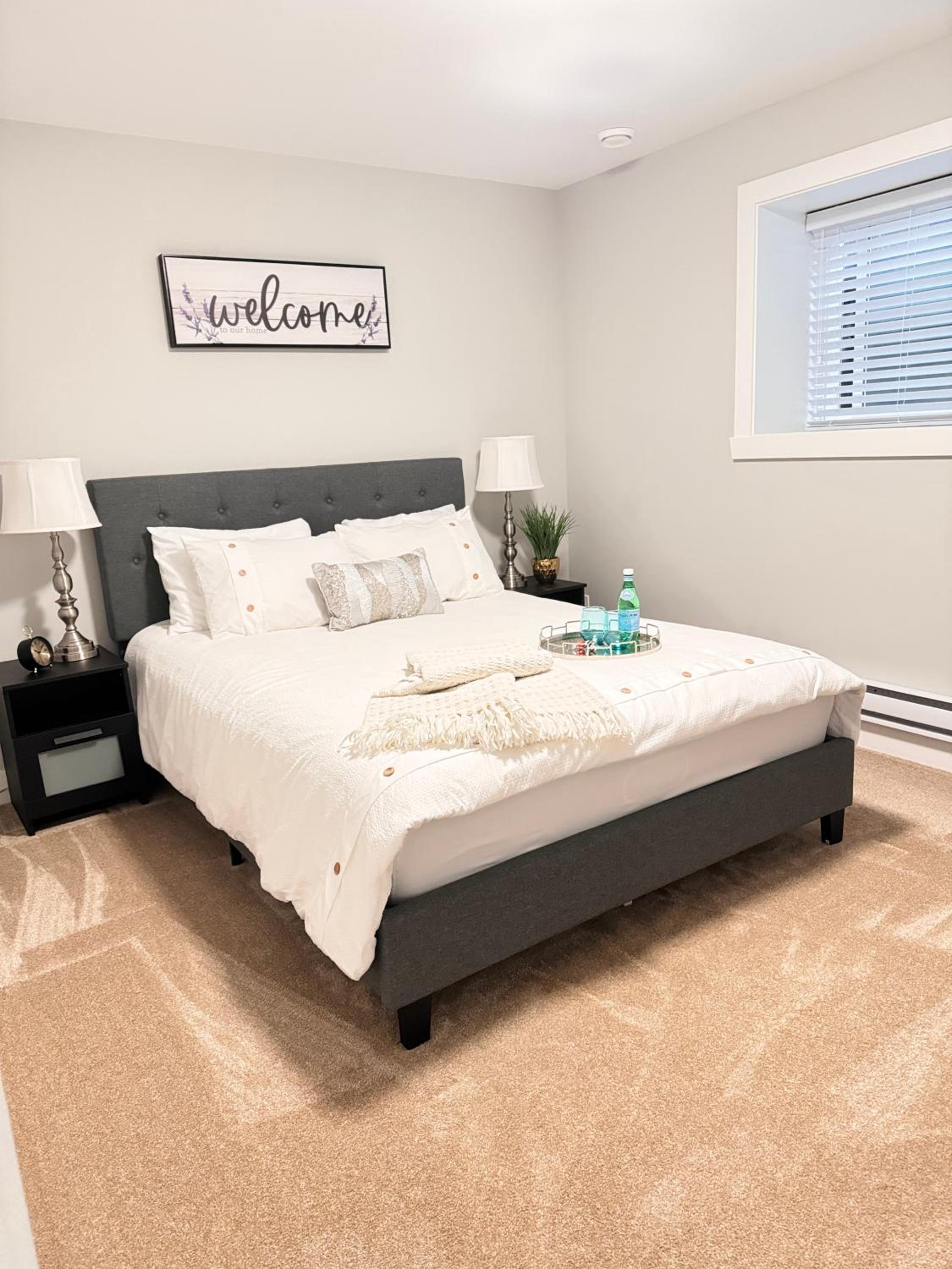 New Modern Guest Suit with Kitchen