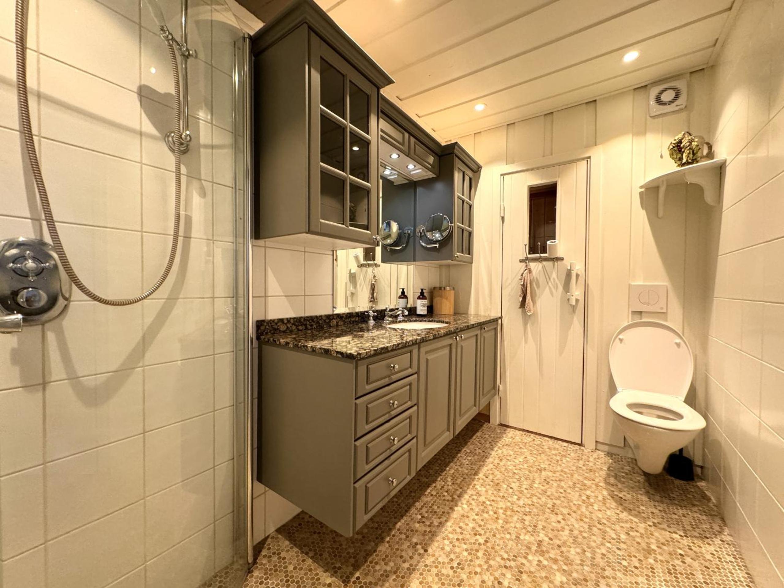 Large cabin with spectacular views in Geilo view 3
