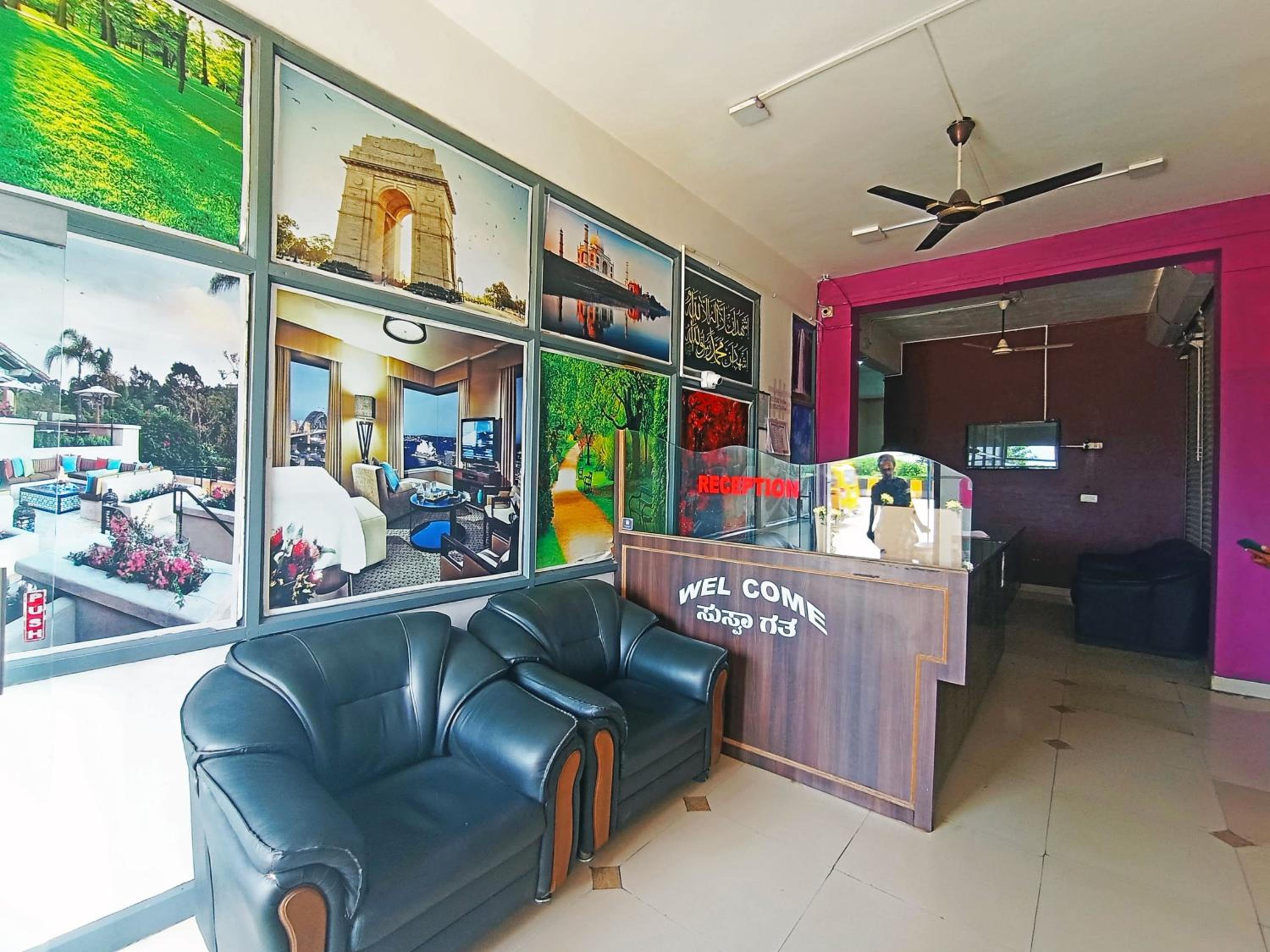 Savanur Deluxe Lodge