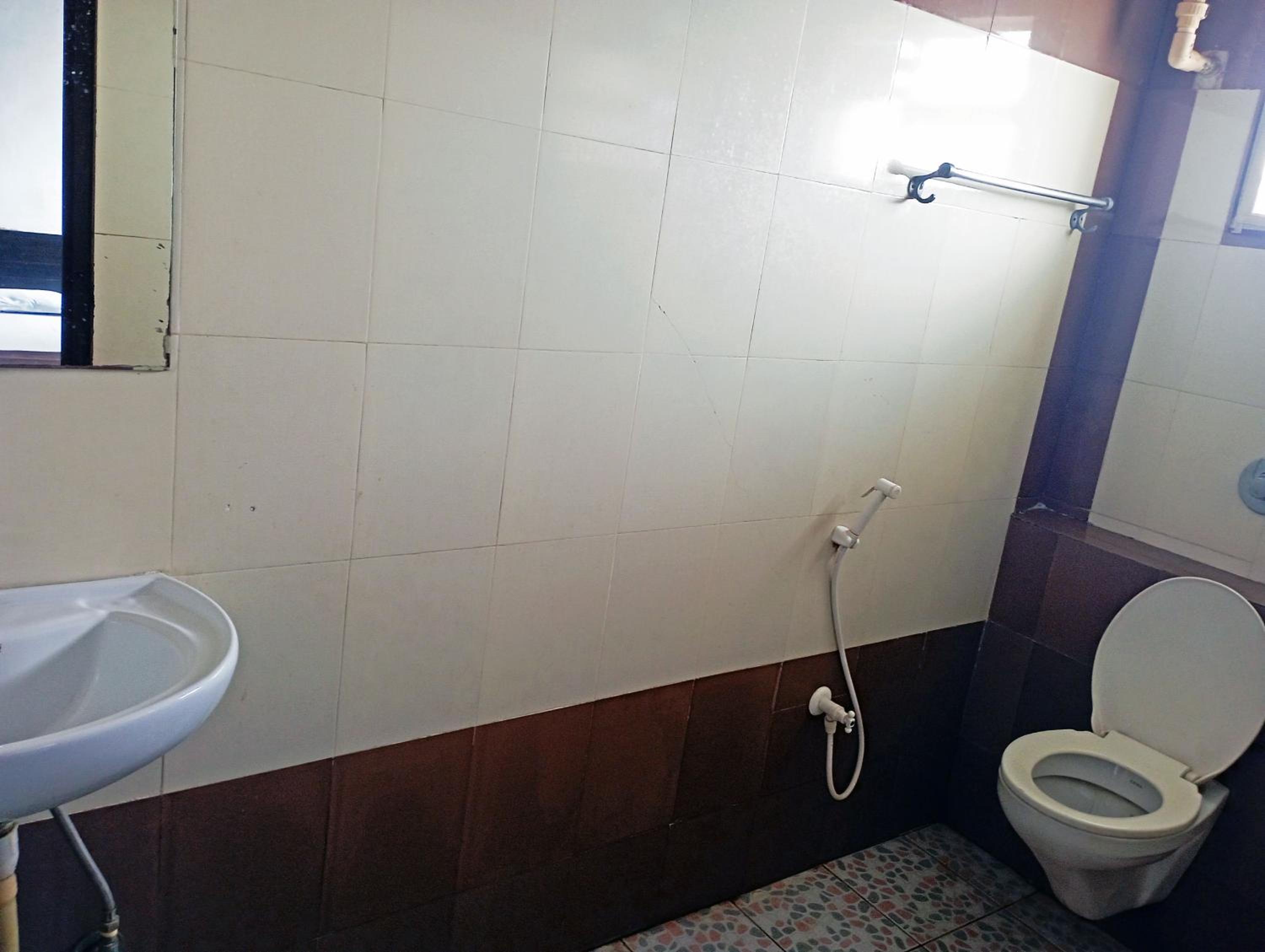 Savanur Deluxe Lodge