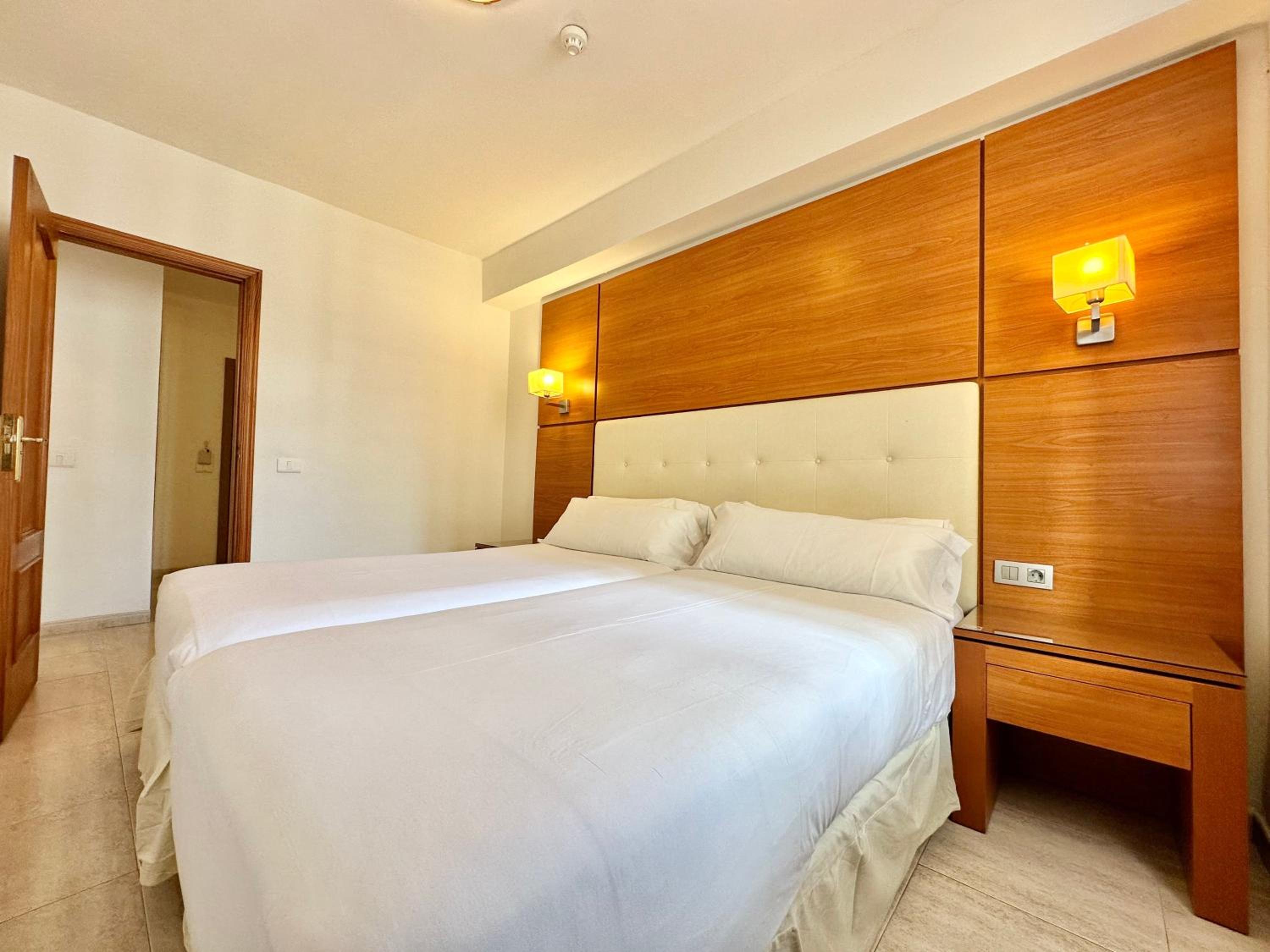 Alta Beachside Apartments