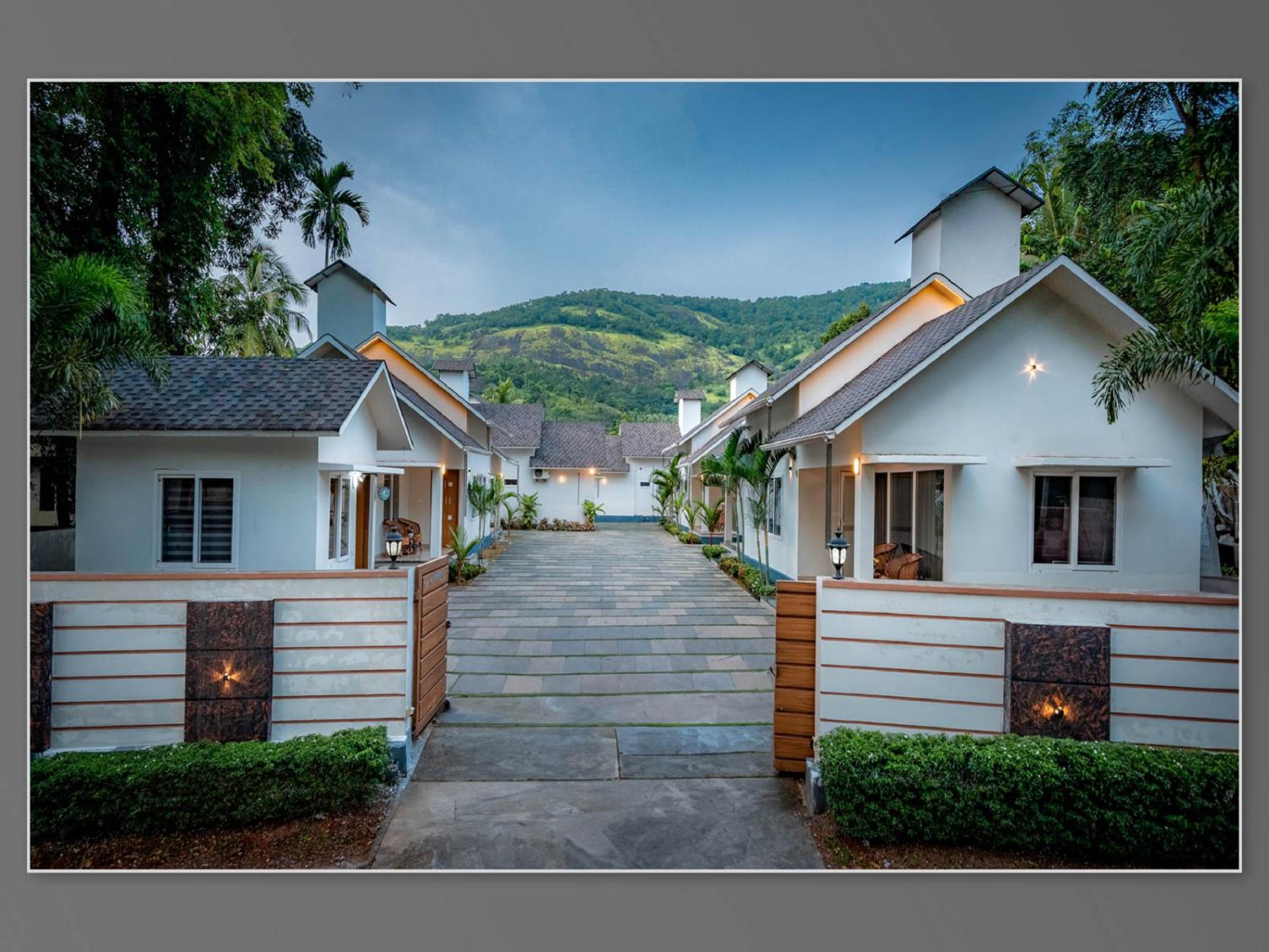 Abrigo Resorts