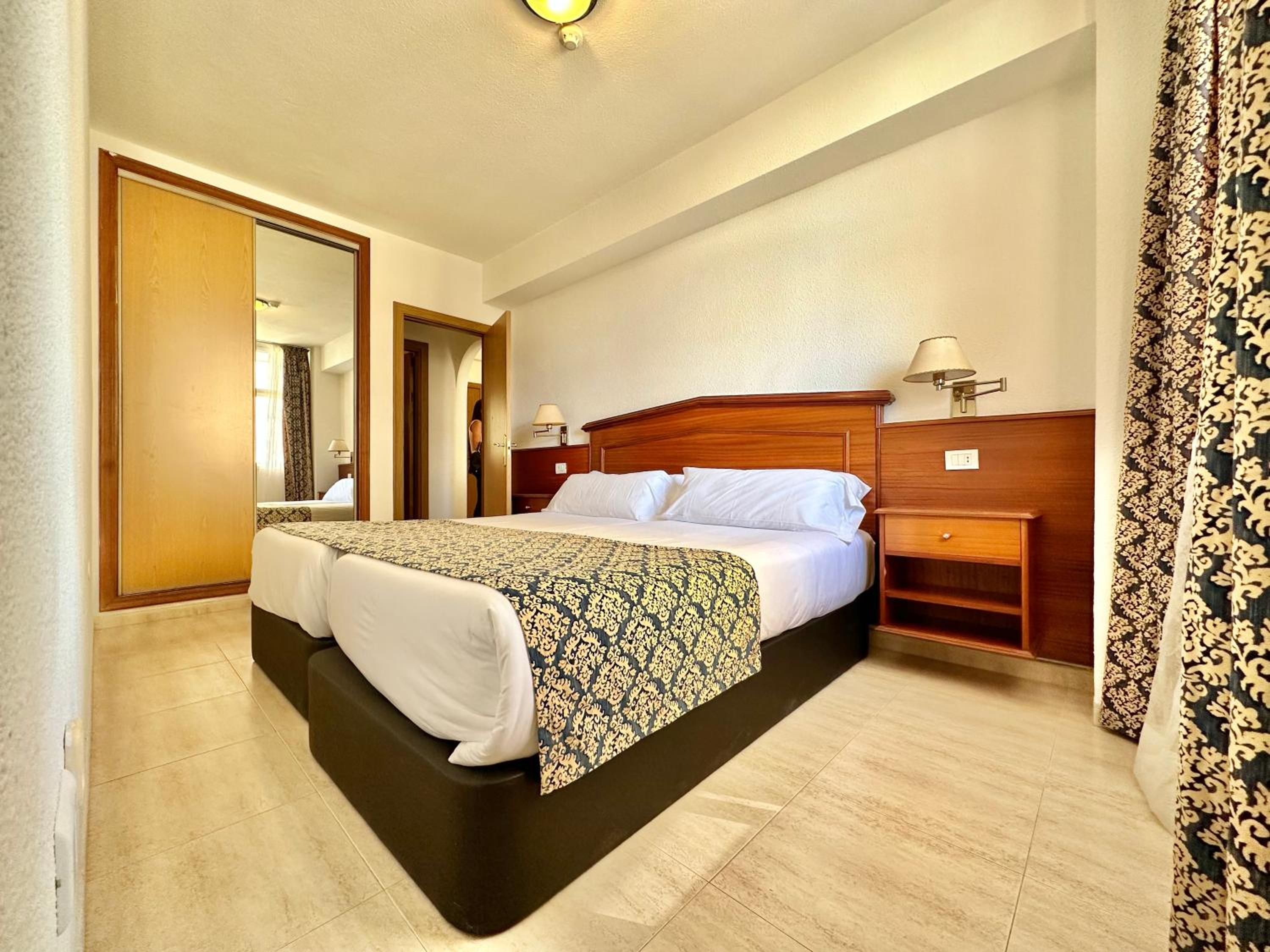 Alta Beachside Apartments