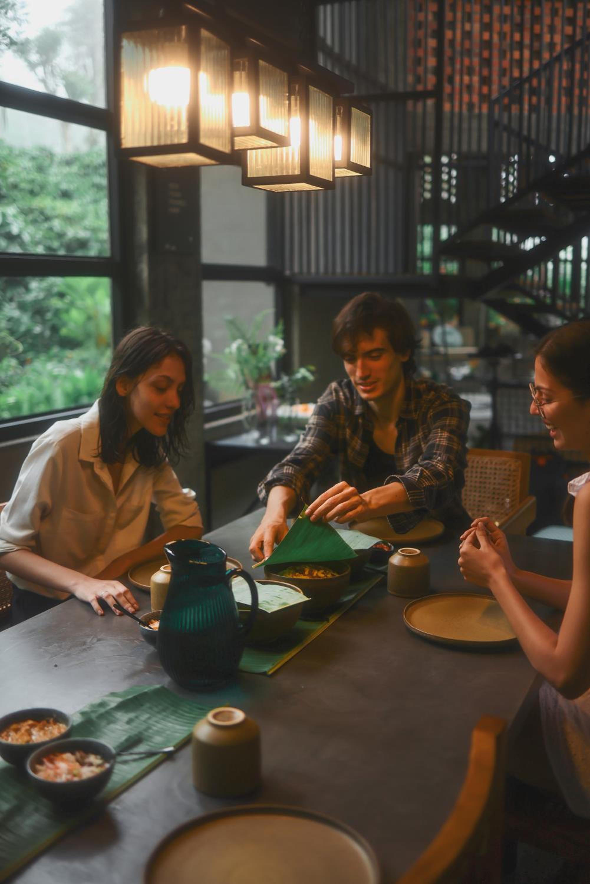 dining