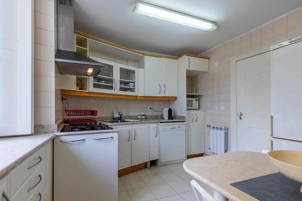Historical 3 Bedroom Duplex Apartment in Lisbon view 2