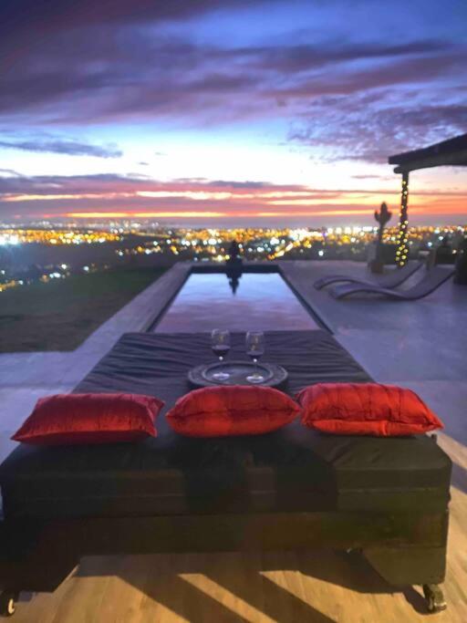 Casa Mirador, gran vista a la ciudad y el mar