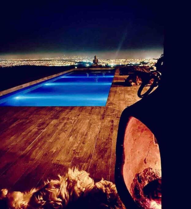 Casa Mirador, gran vista a la ciudad y el mar