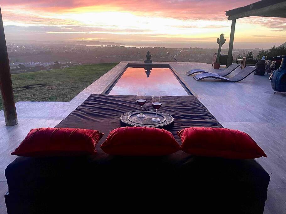Casa Mirador, gran vista a la ciudad y el mar