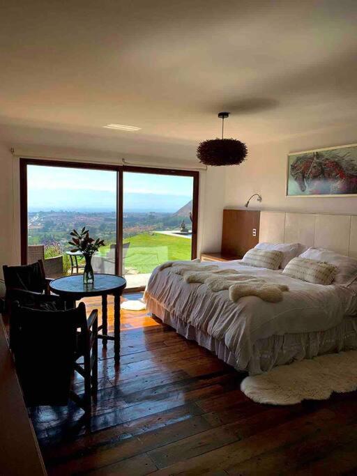 Casa Mirador, gran vista a la ciudad y el mar